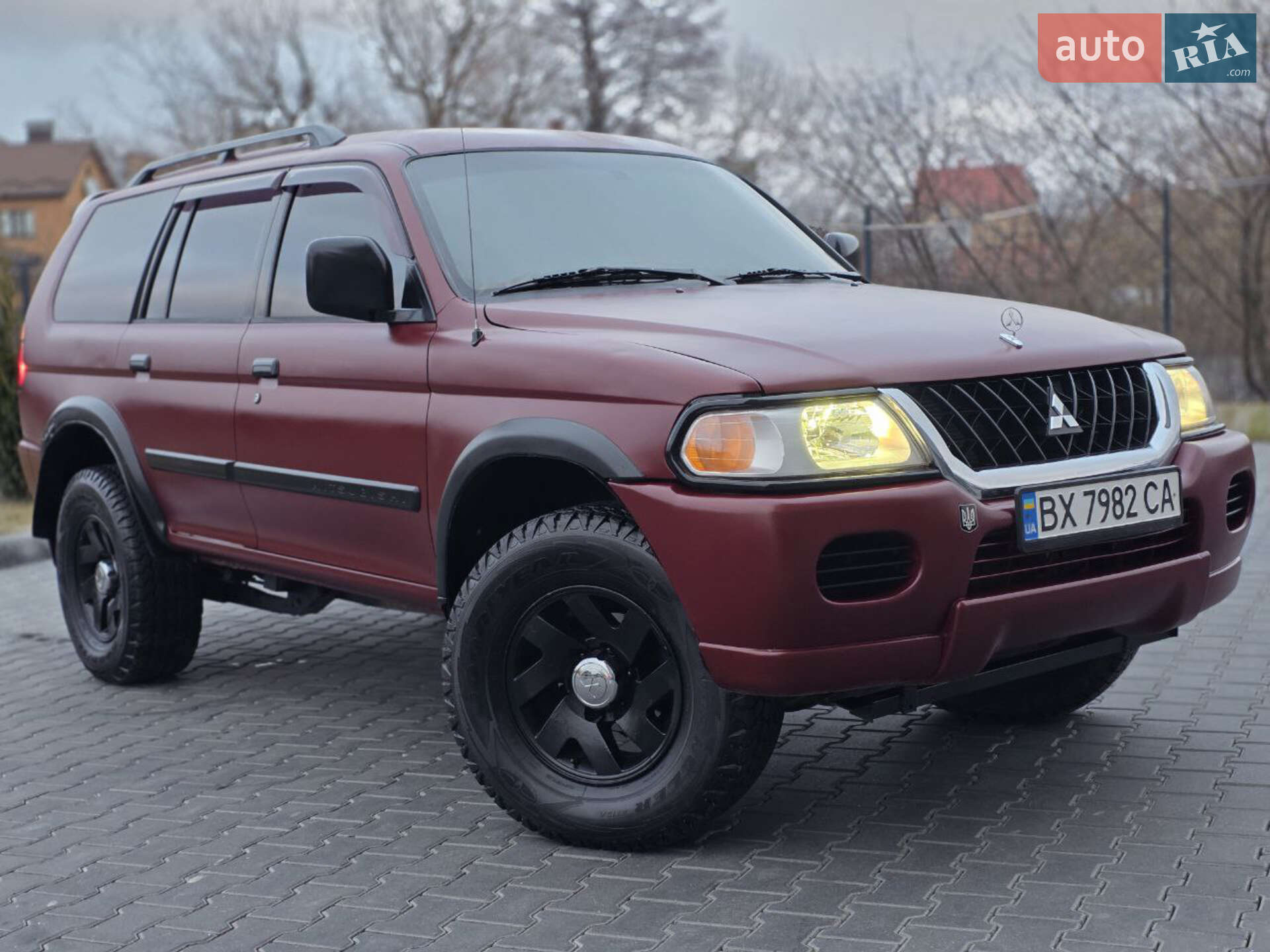 MITSUBISHI MONTERO 2003
