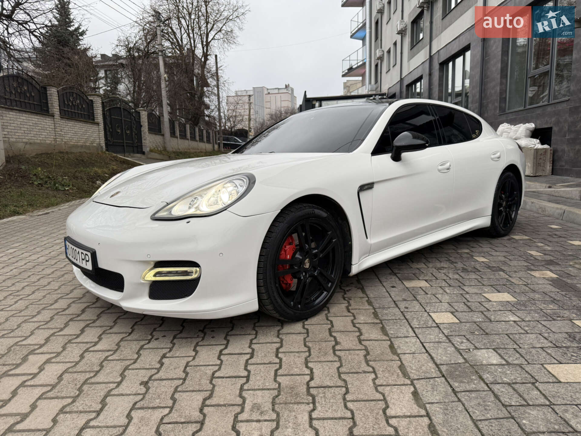 Головне фото звіту автомобіля PORSCHE PANAMERA 2010