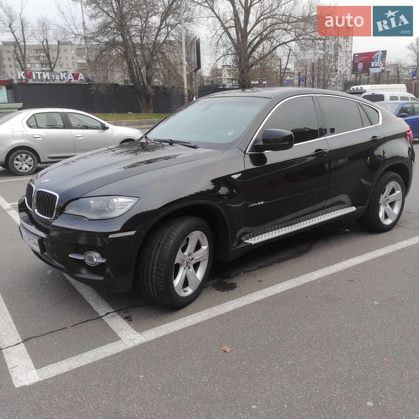 Головне фото звіту автомобіля BMW X6 2011
