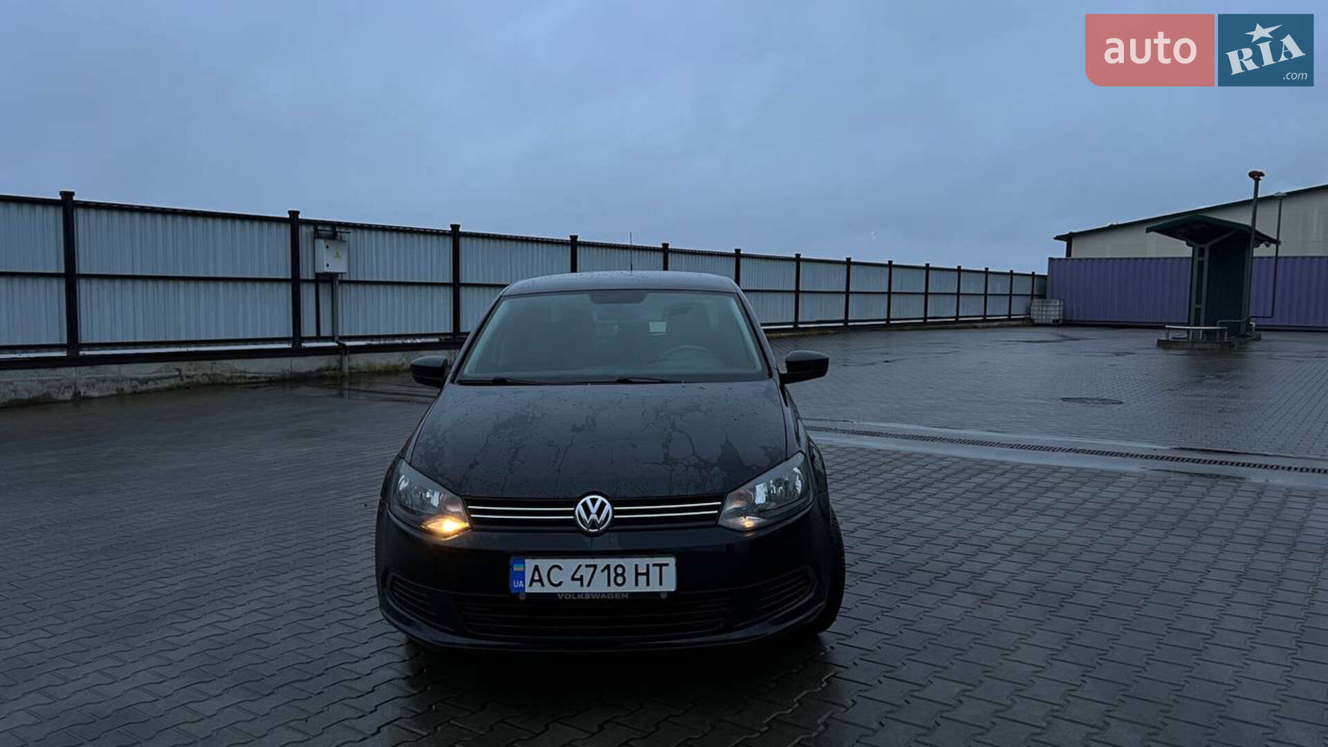 VOLKSWAGEN POLO 2011
