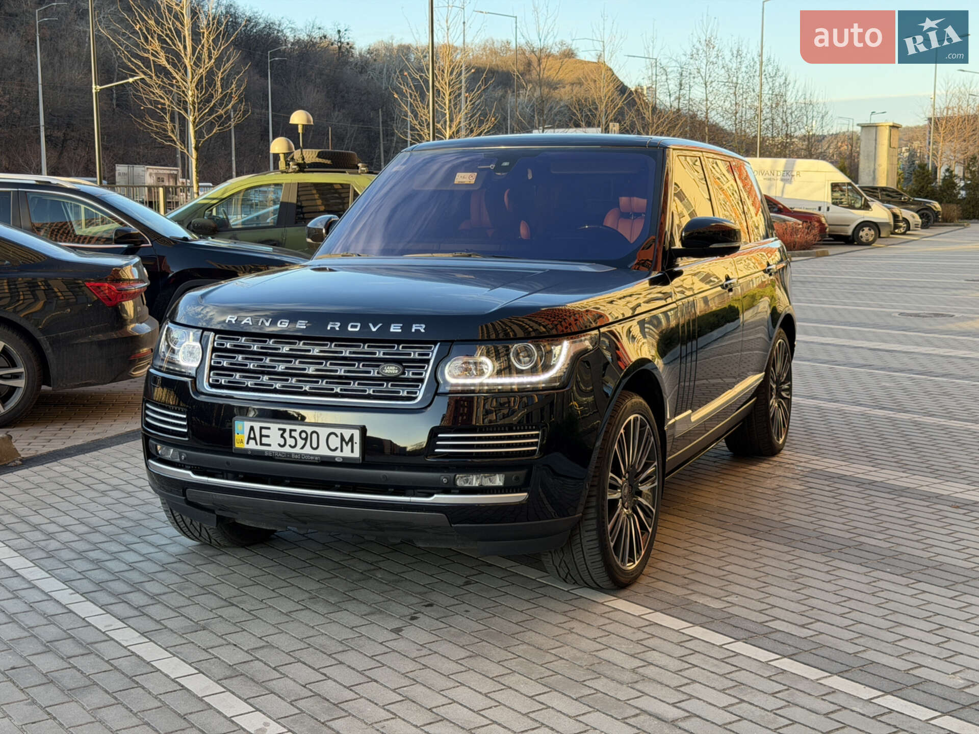 Головне фото звіту автомобіля LAND ROVER RANGE ROVER 2015