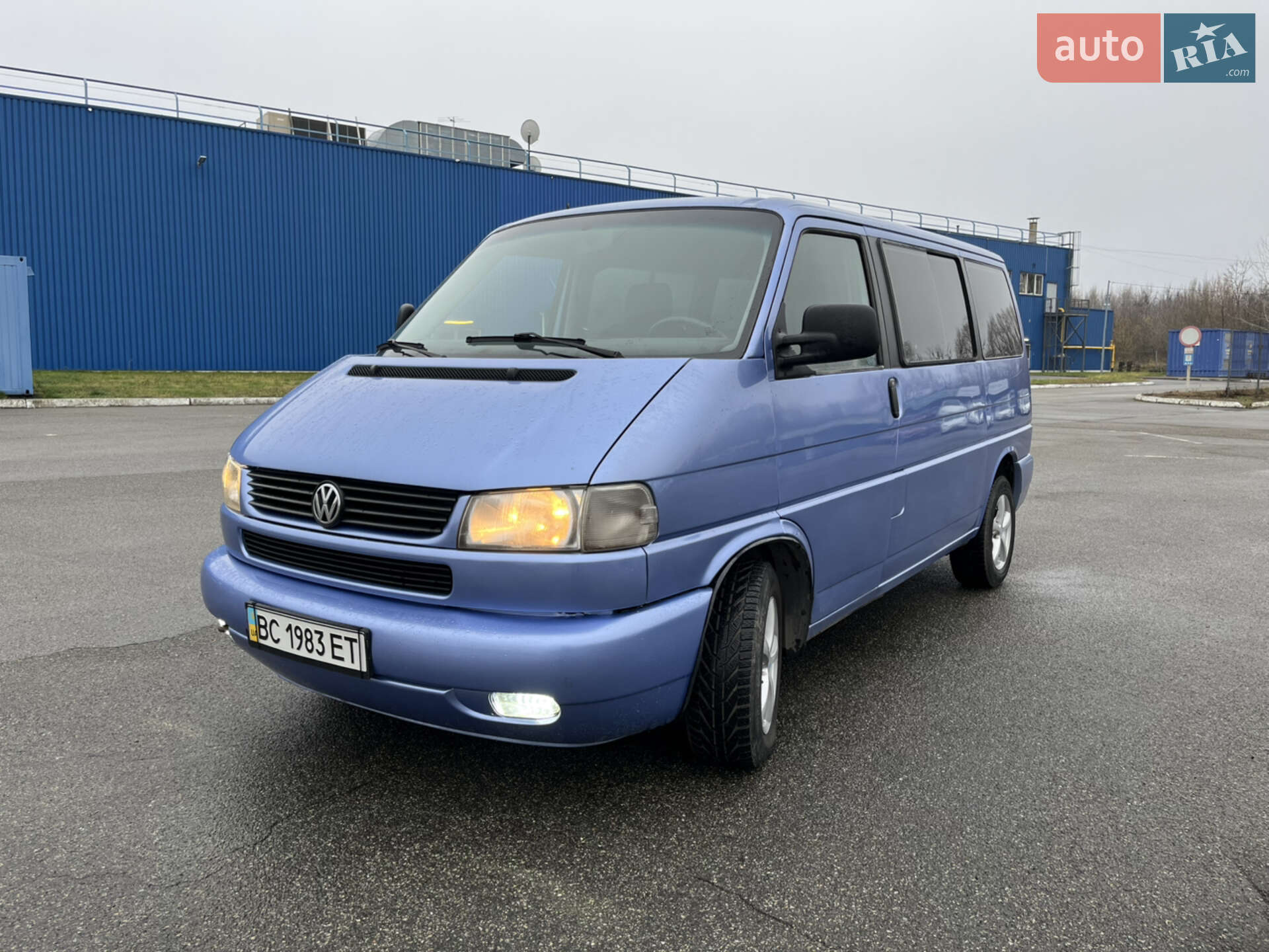 VOLKSWAGEN TRANSPORTER 1992