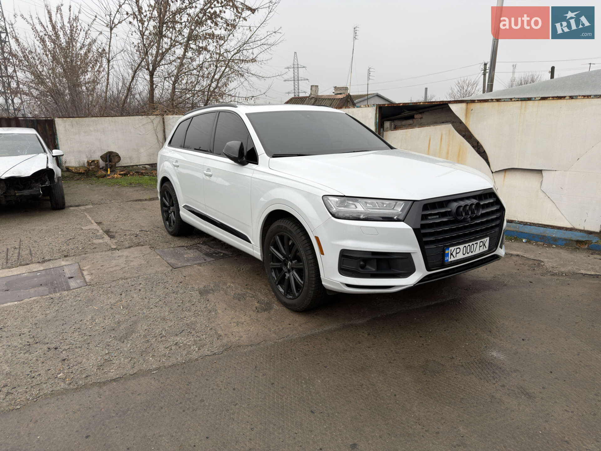 Головне фото звіту автомобіля AUDI Q7 2017