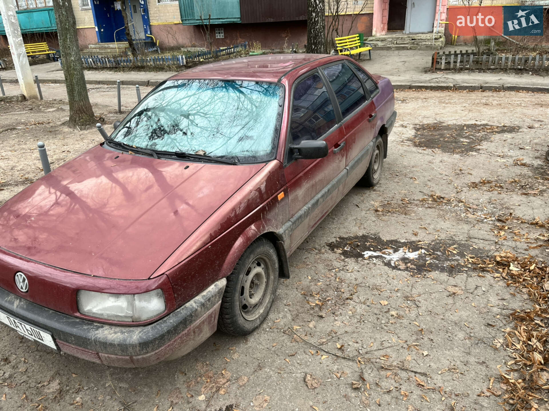 VOLKSWAGEN PASSAT 1990