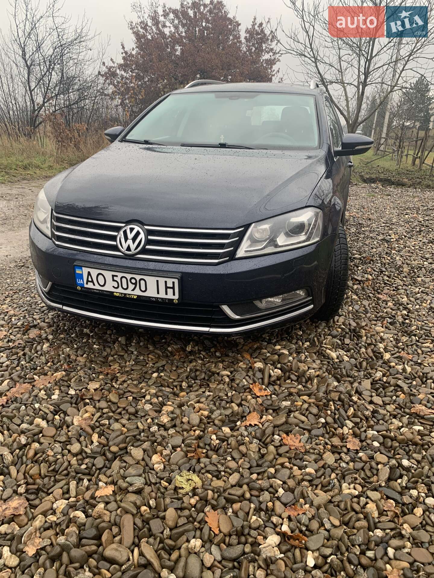 VOLKSWAGEN PASSAT 2012