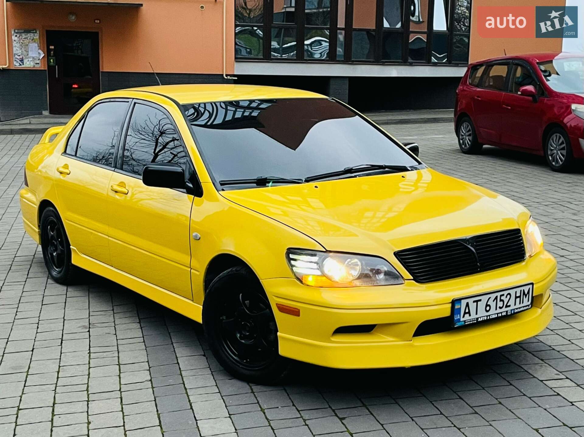 MITSUBISHI LANCER 2002