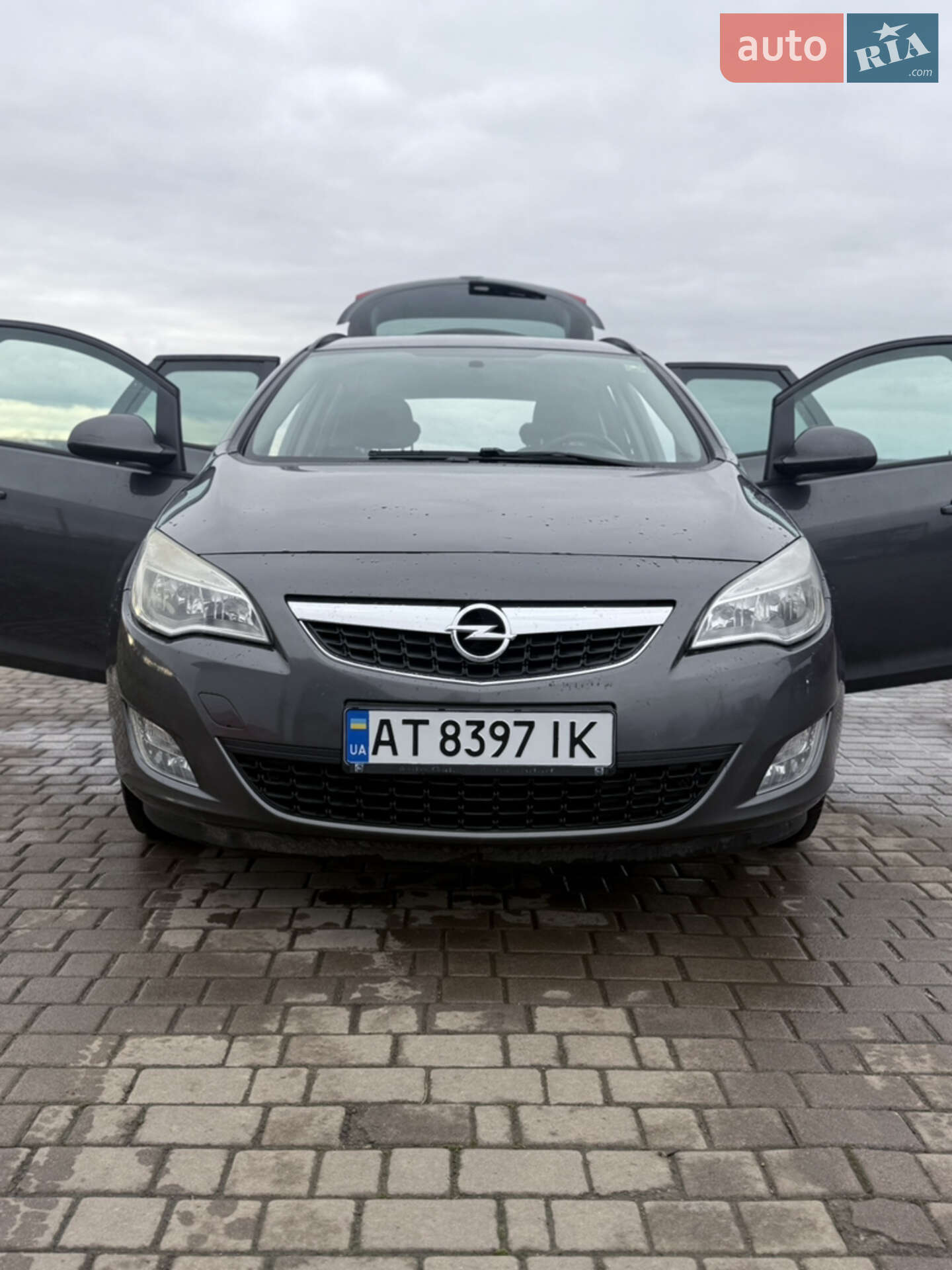 Головне фото звіту автомобіля OPEL ASTRA 2011
