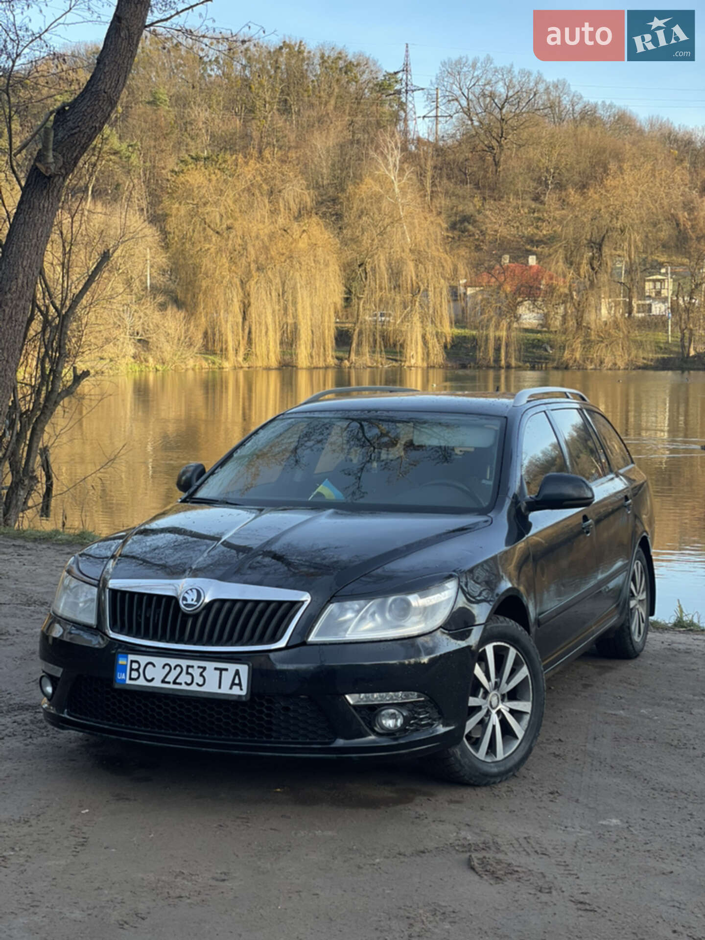 Головне фото звіту автомобіля SKODA OCTAVIA 2011