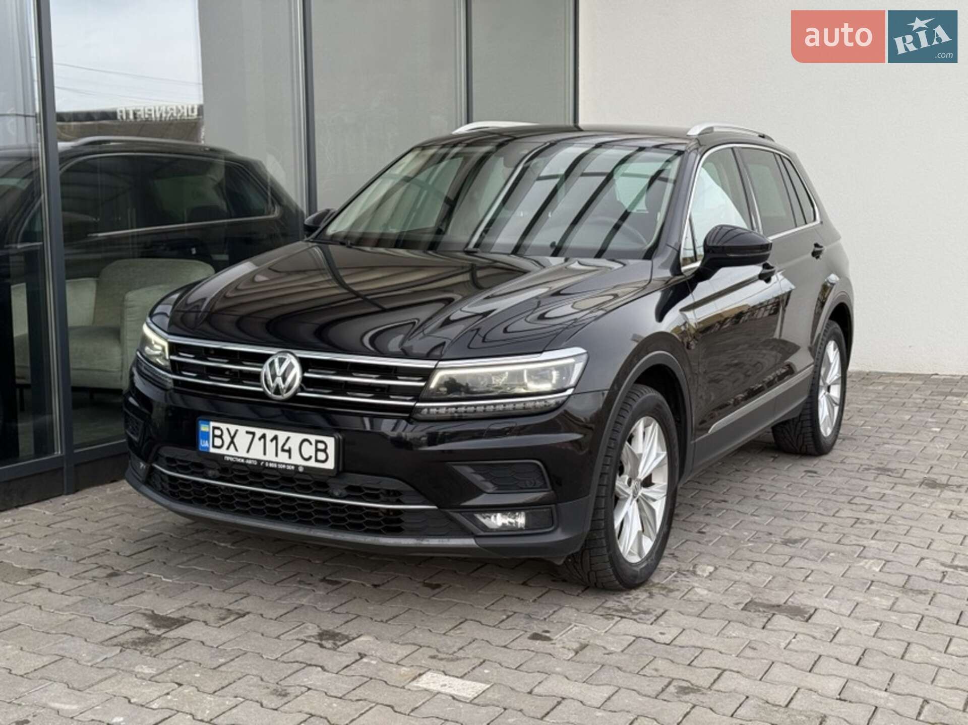 VOLKSWAGEN TIGUAN 2017
