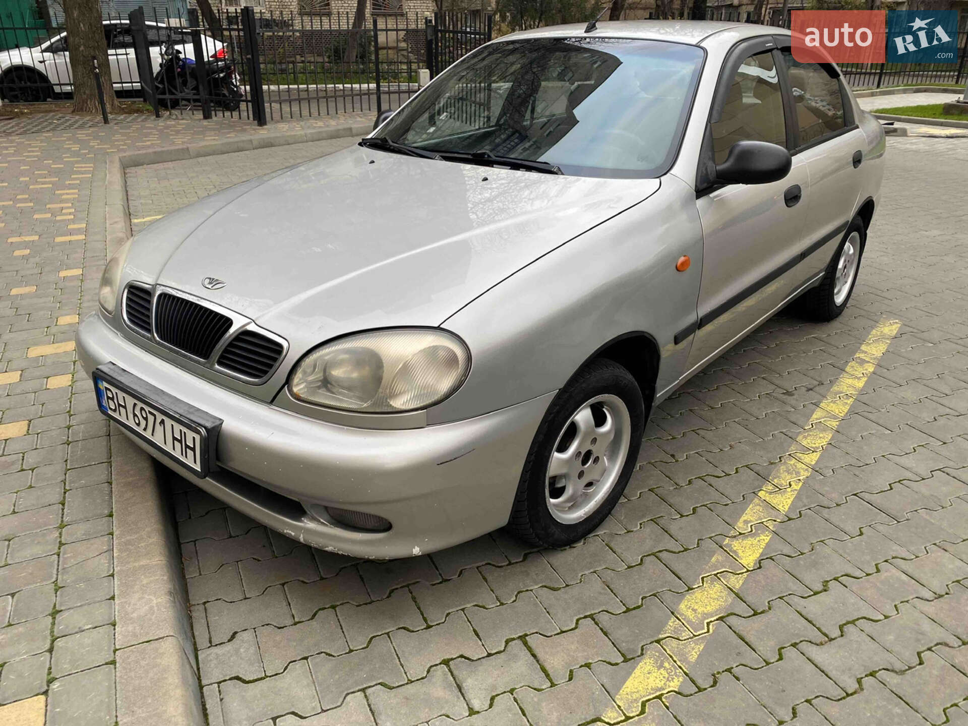 ЗАЗ-DAEWOO LANOS 2003