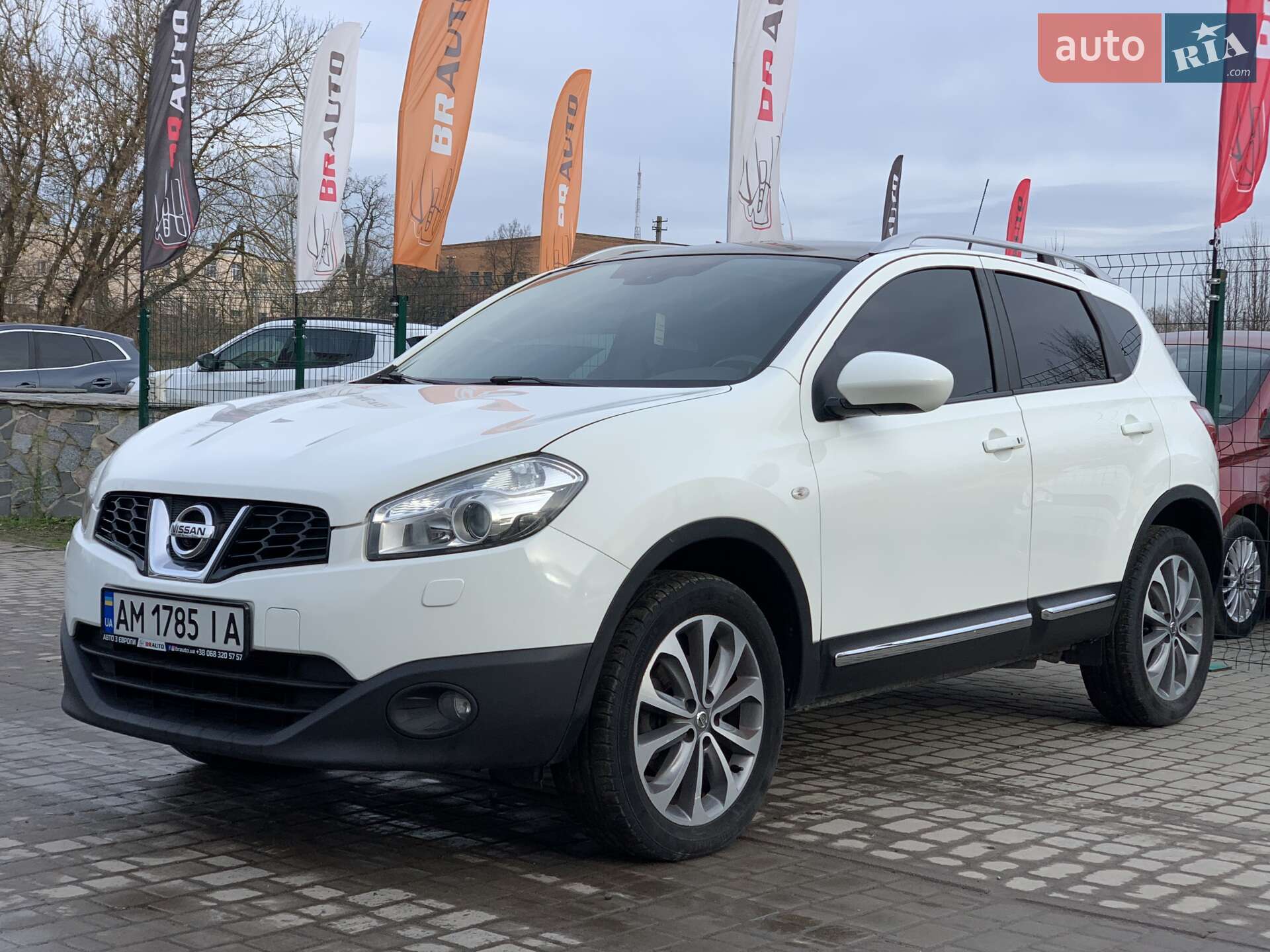 NISSAN QASHQAI 2012