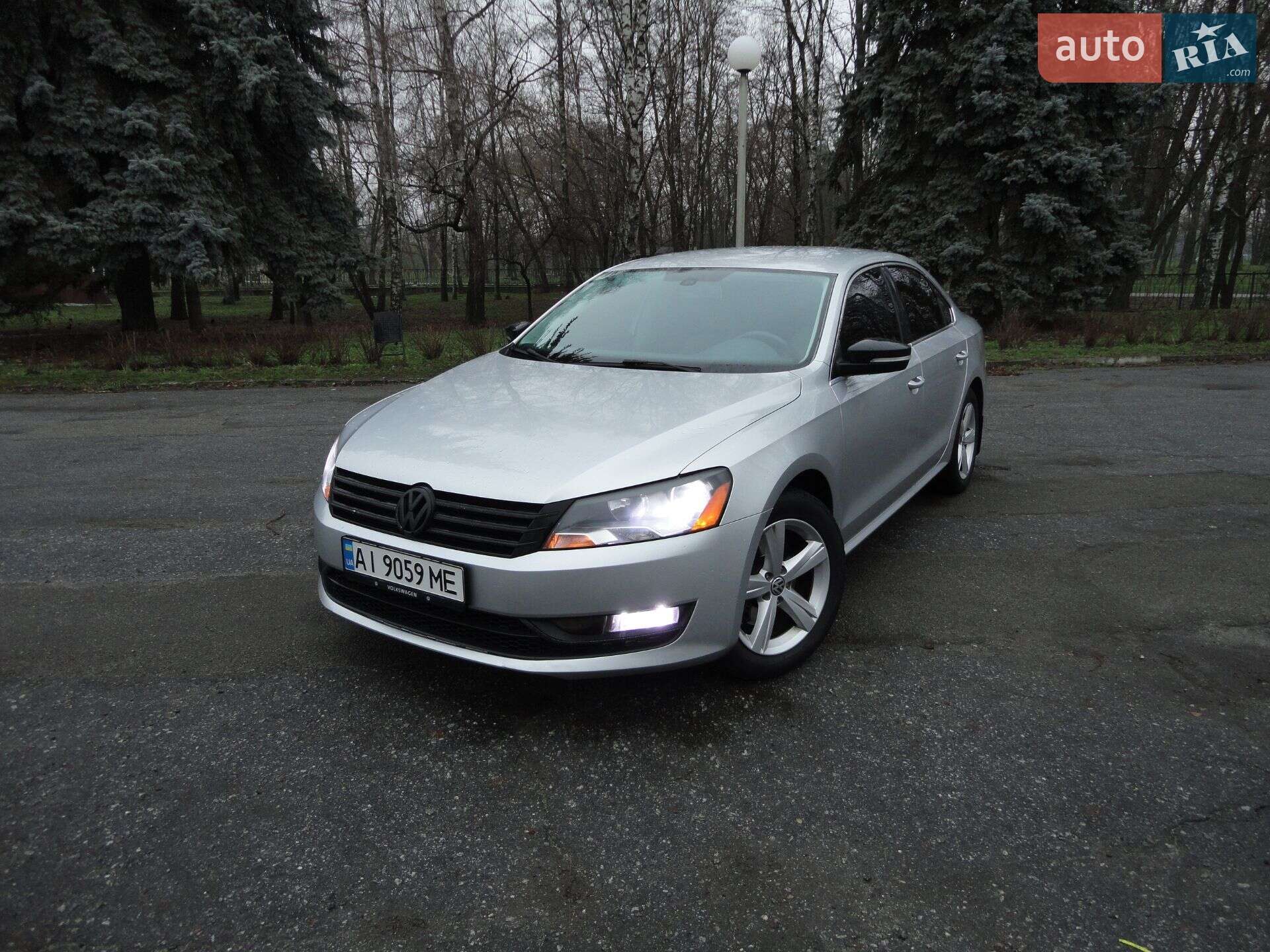 VOLKSWAGEN PASSAT 2012