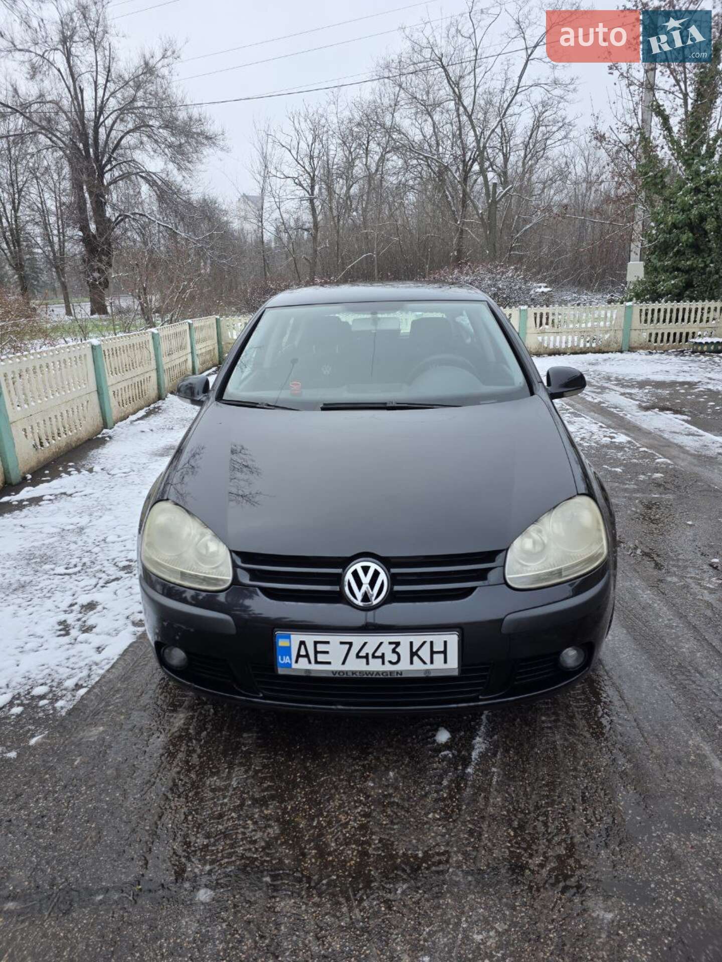 VOLKSWAGEN GOLF 2004