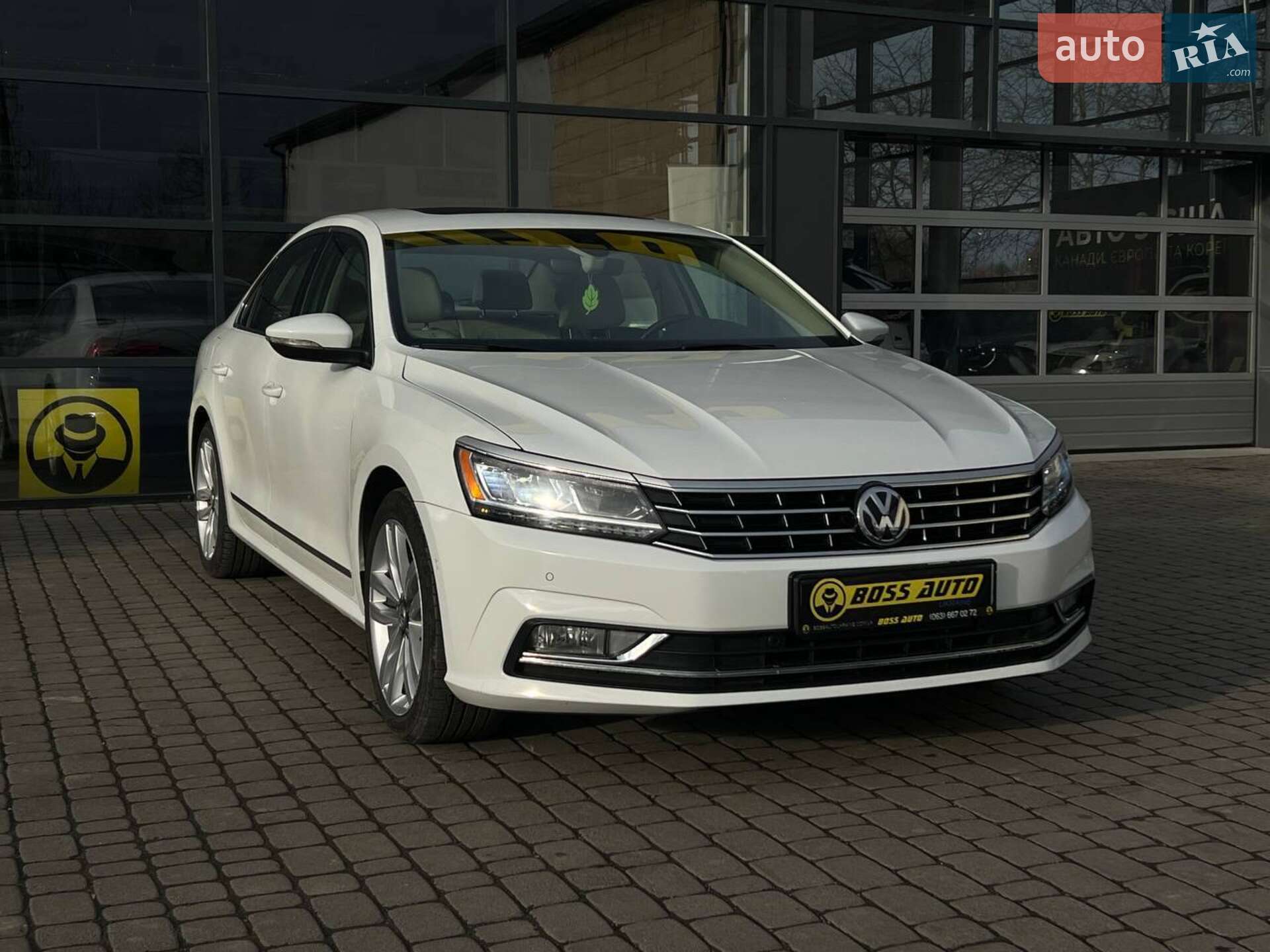 VOLKSWAGEN PASSAT 2017