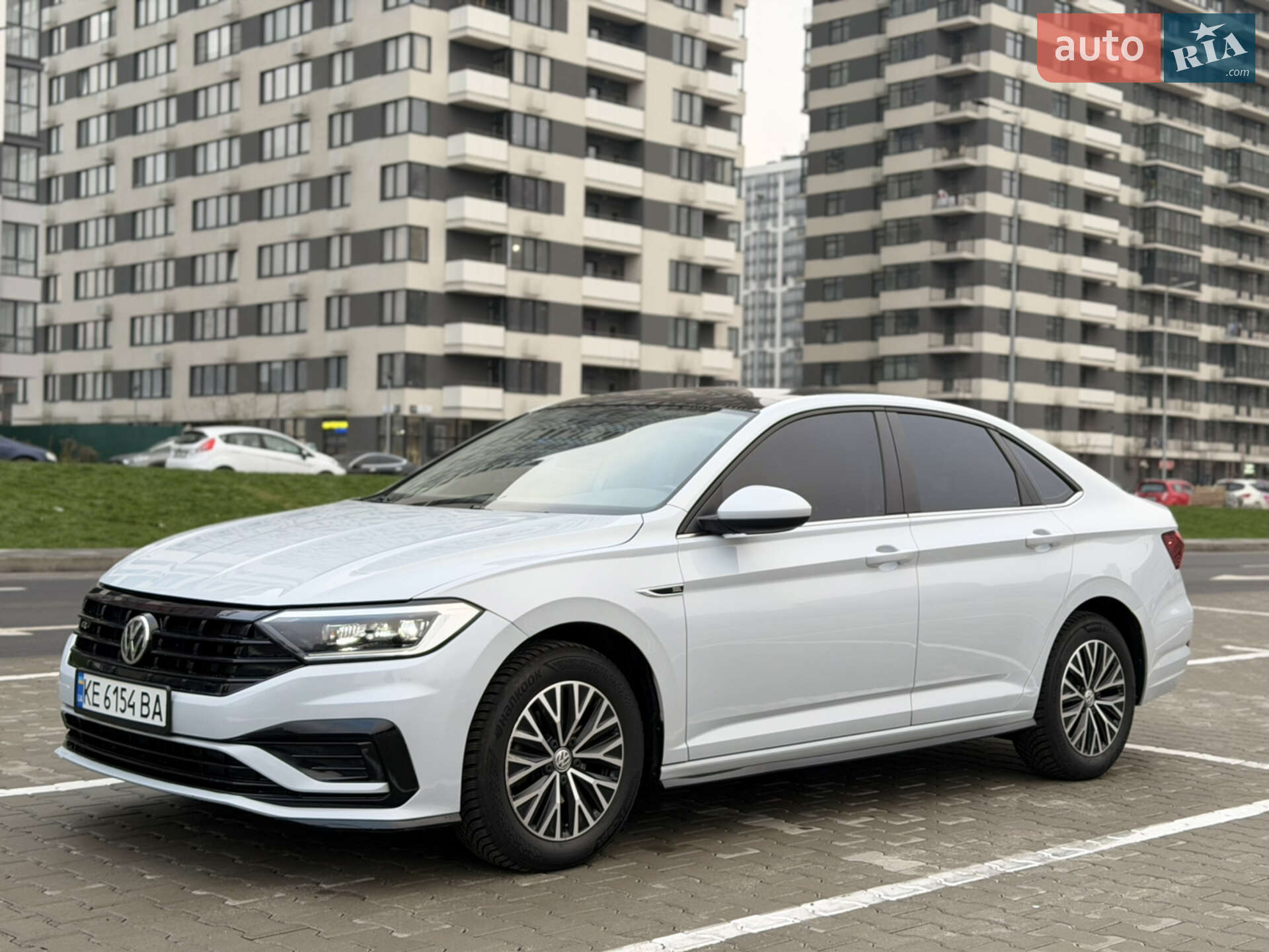 Головне фото звіту автомобіля VOLKSWAGEN JETTA 2018