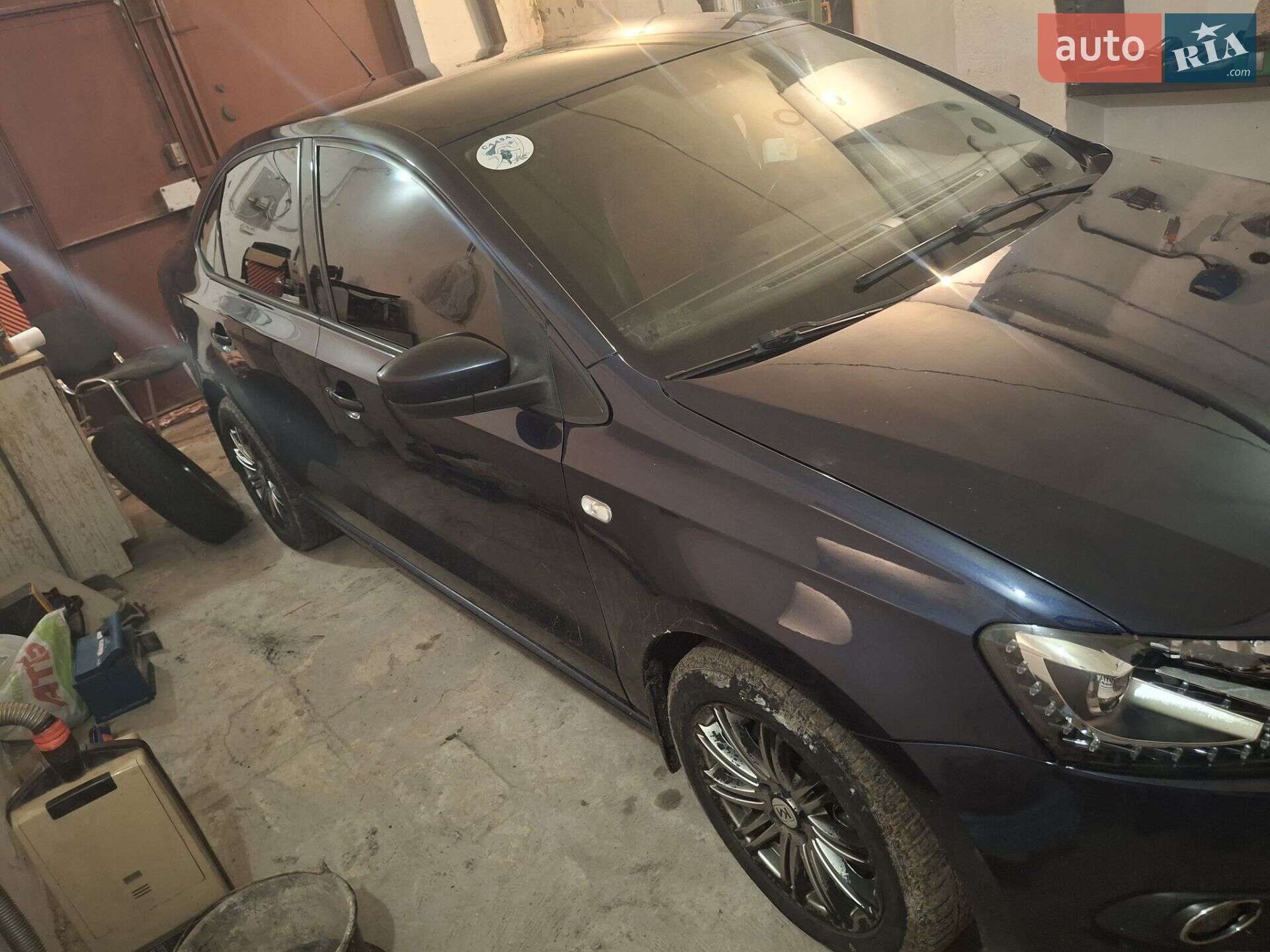 VOLKSWAGEN POLO 2013
