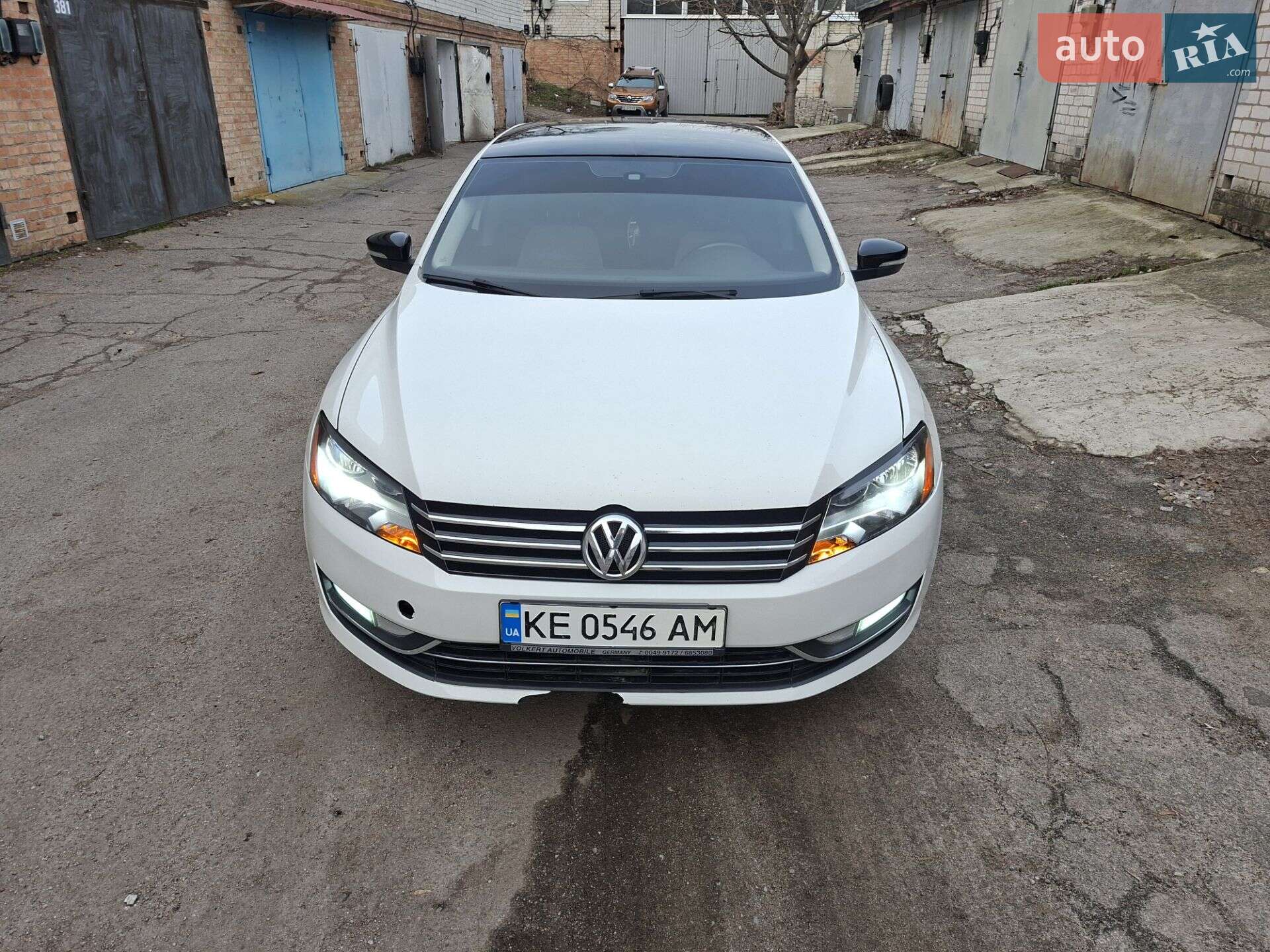 VOLKSWAGEN PASSAT 2014