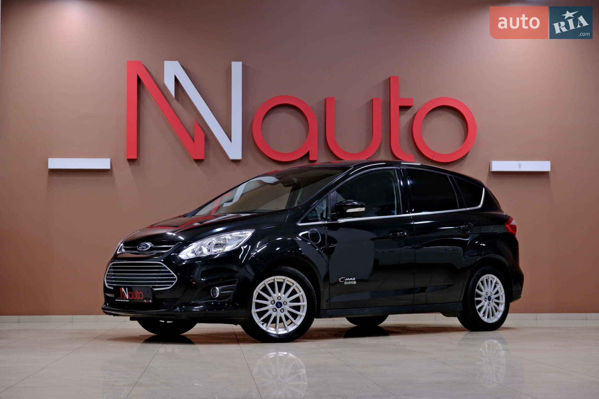 Головне фото звіту автомобіля FORD C-MAX 2014