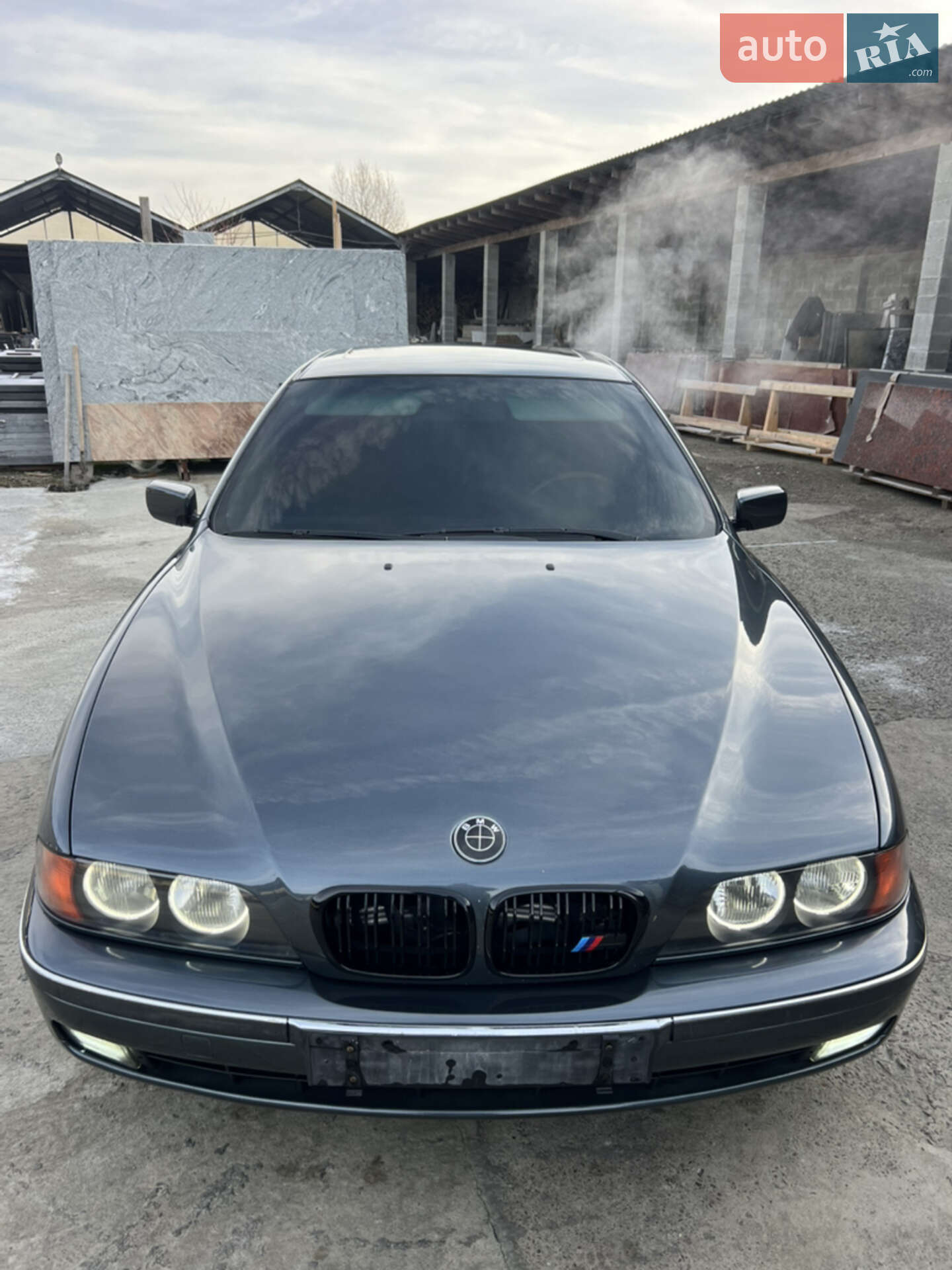 Головне фото звіту автомобіля BMW 520I 2000