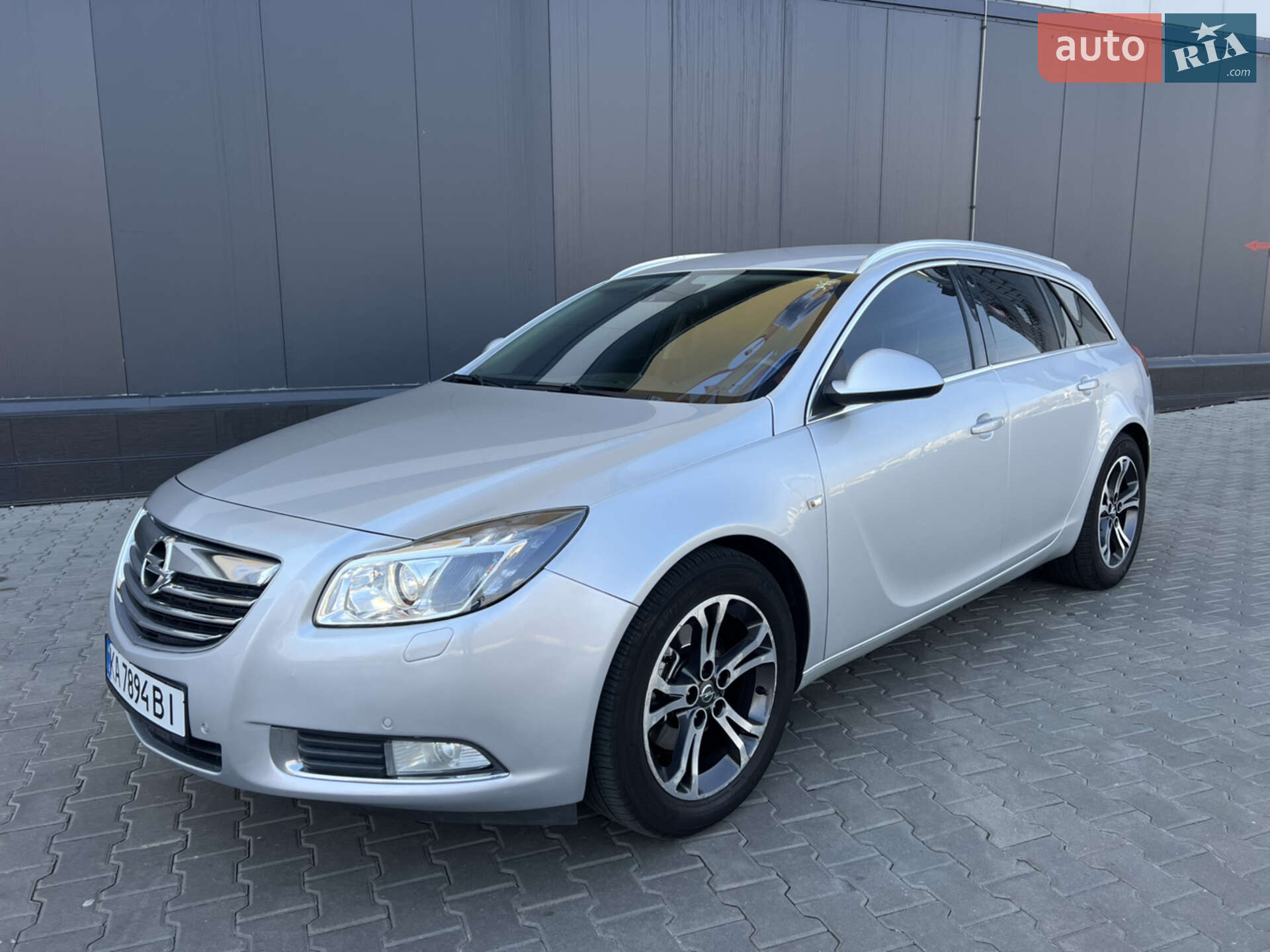 OPEL INSIGNIA SPORTS TOURER 2011
