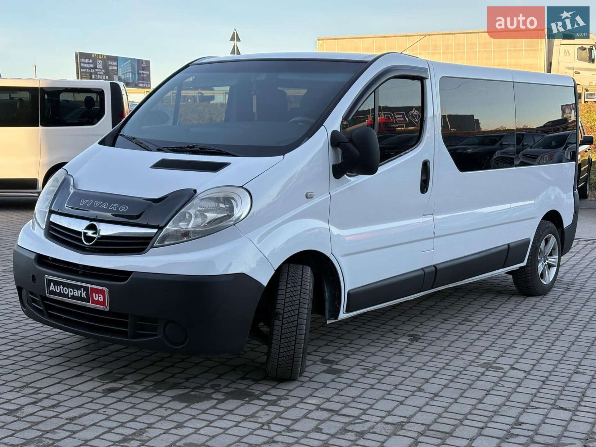 OPEL VIVARO 2009