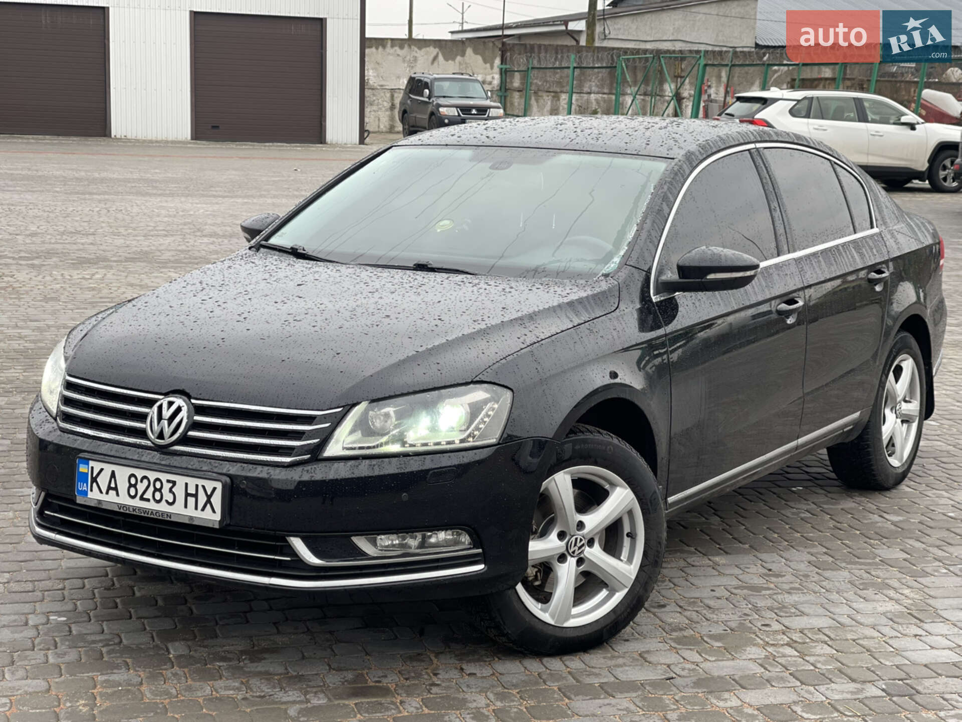 VOLKSWAGEN PASSAT 2011