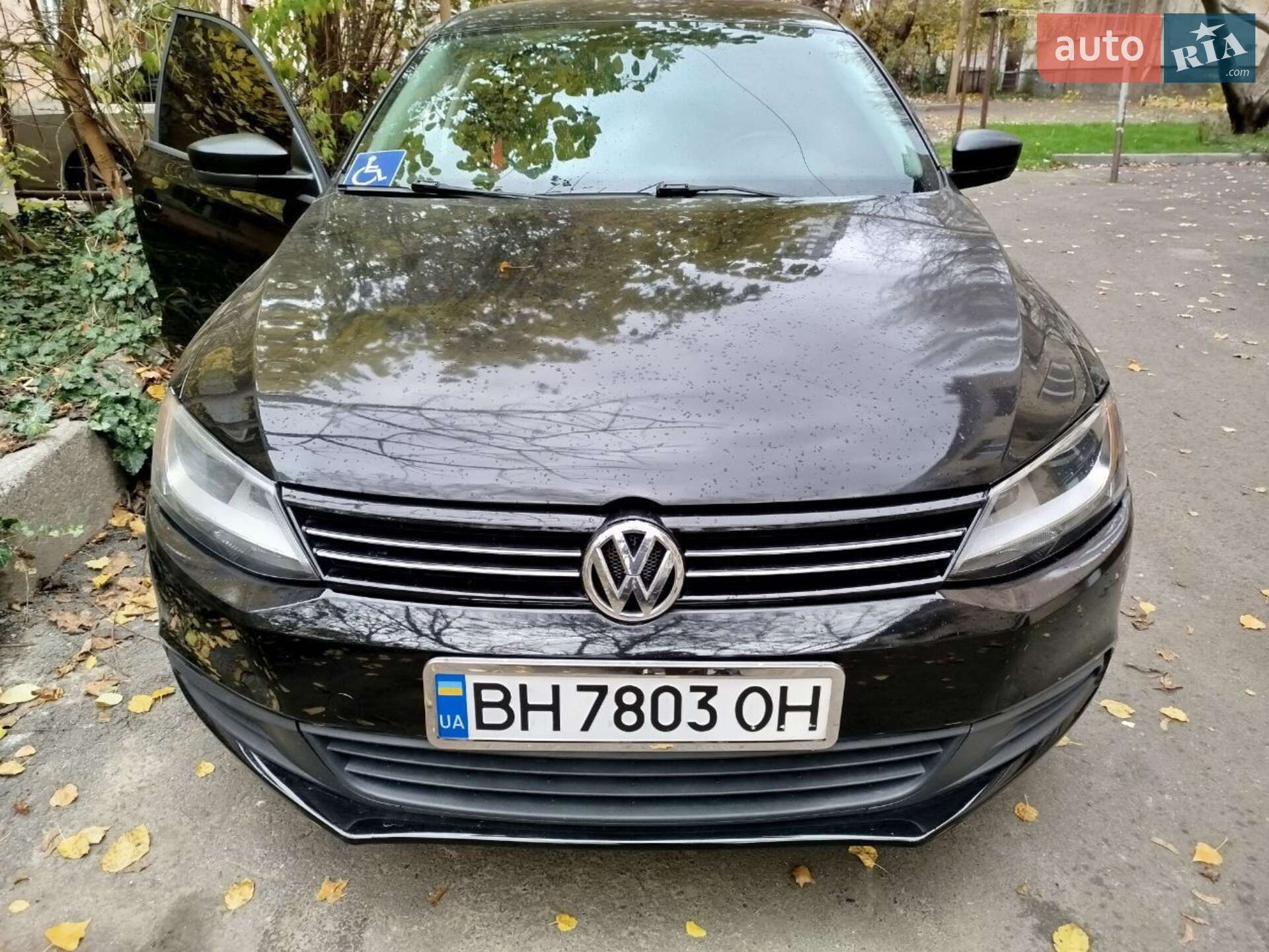 VOLKSWAGEN JETTA 2011