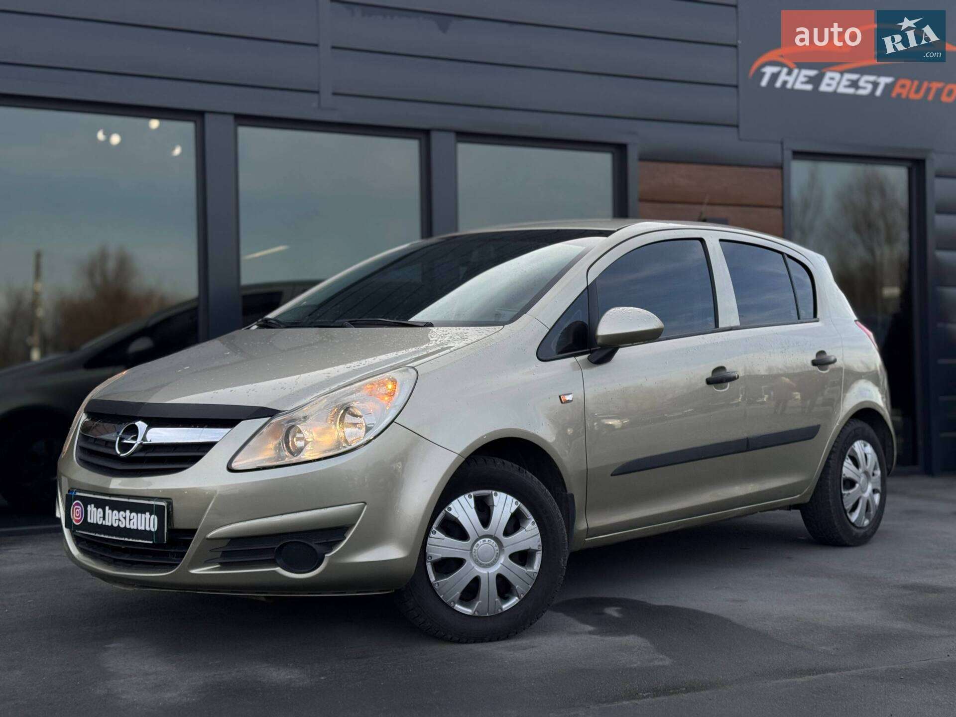 Головне фото звіту автомобіля OPEL CORSA 2008