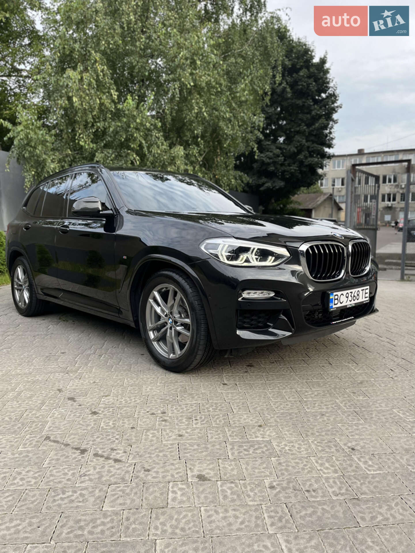 Головне фото звіту автомобіля BMW X3 2021