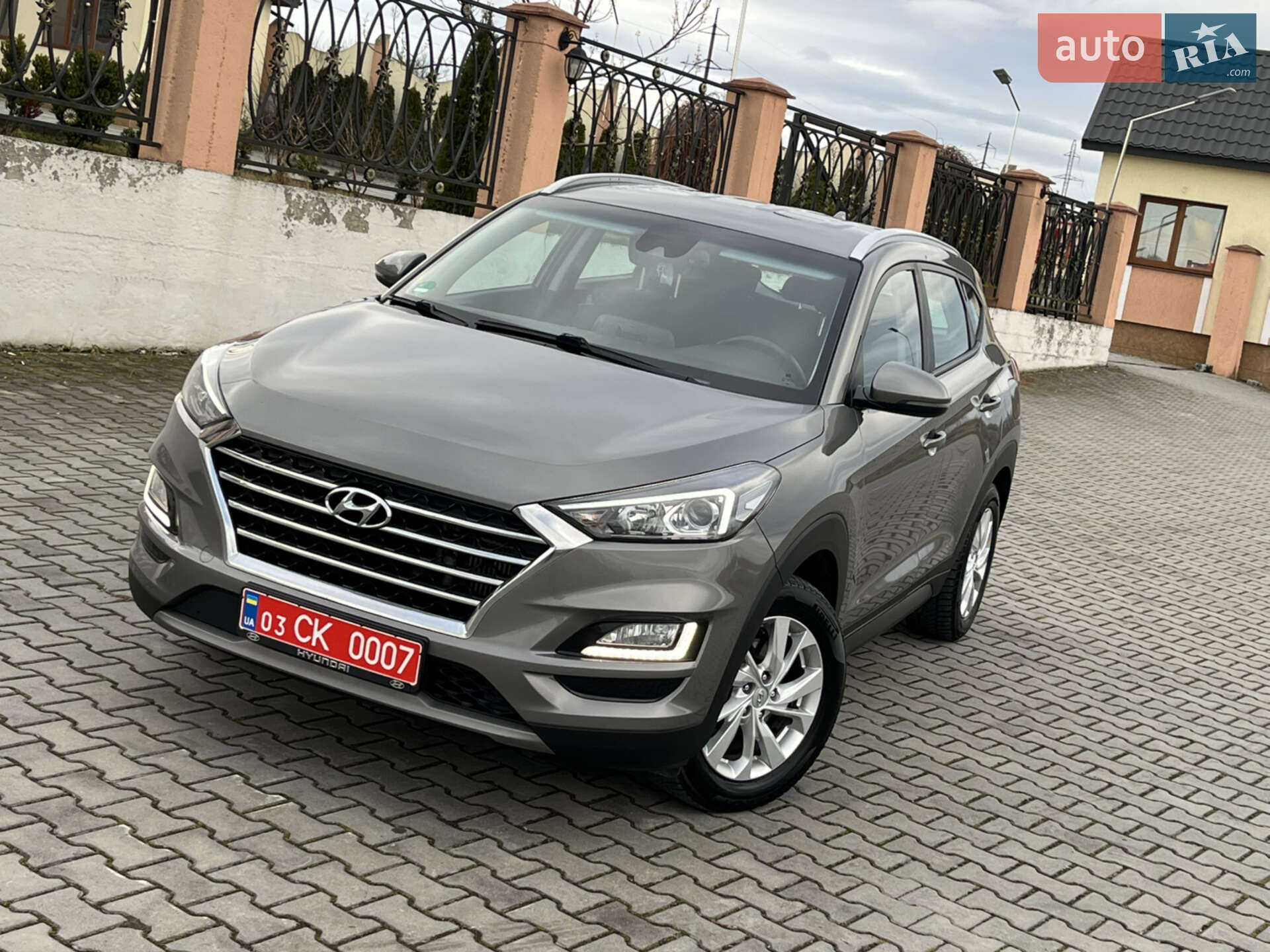 Головне фото звіту автомобіля HYUNDAI TUCSON 2018