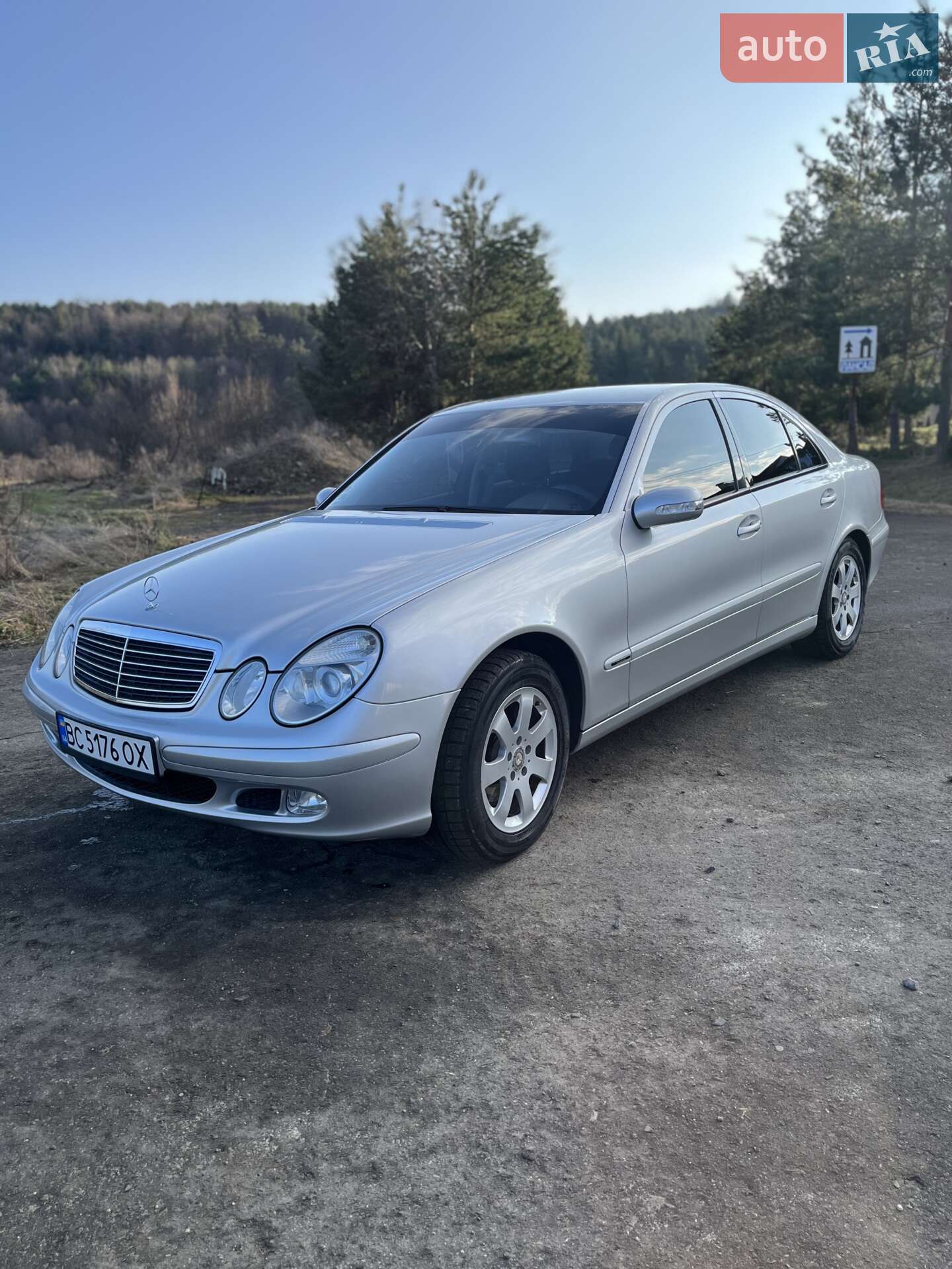 MERCEDES-BENZ E 200 2003