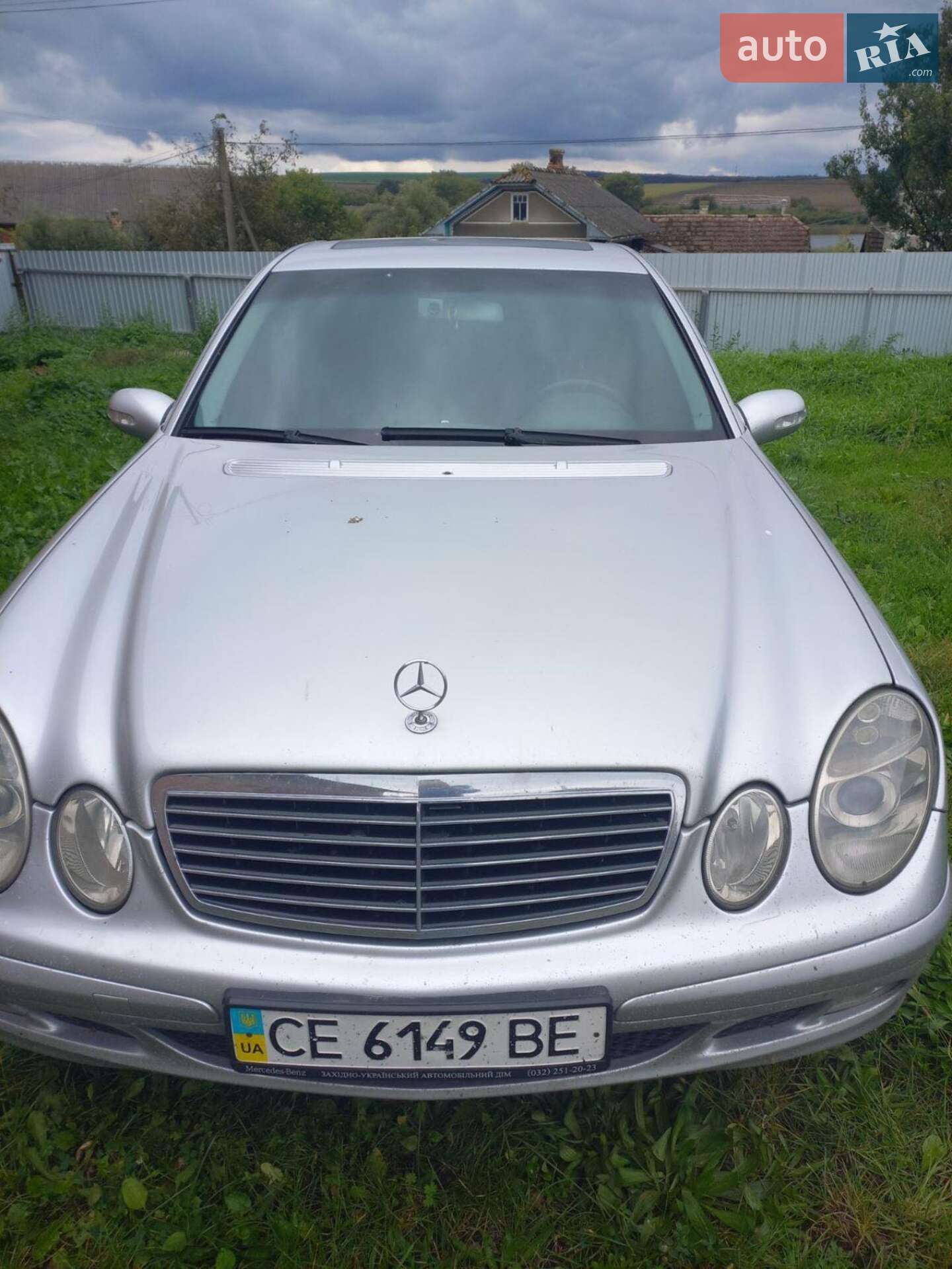 Головне фото звіту автомобіля MERCEDES-BENZ E 220 2003