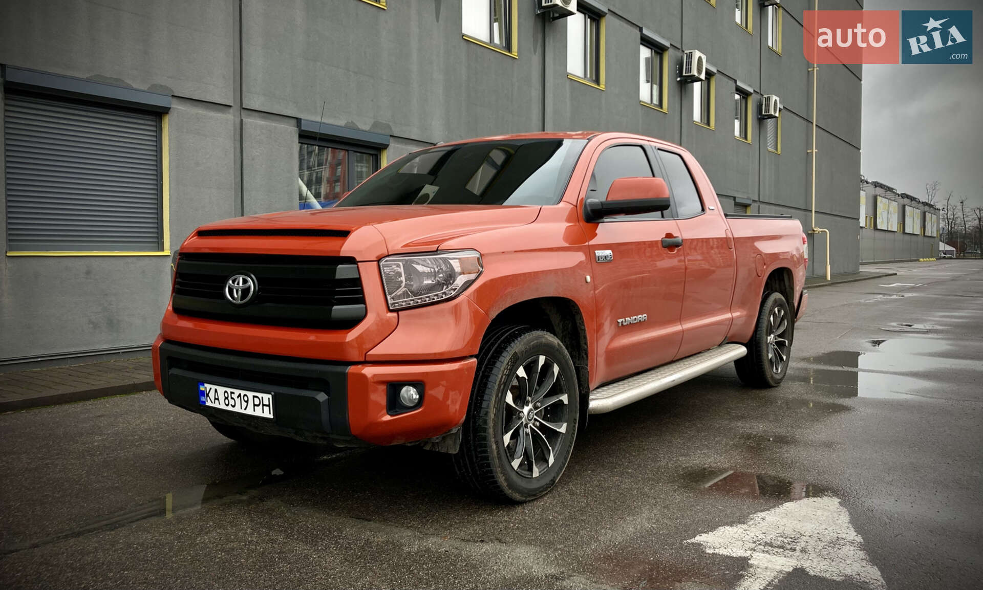 TOYOTA TUNDRA