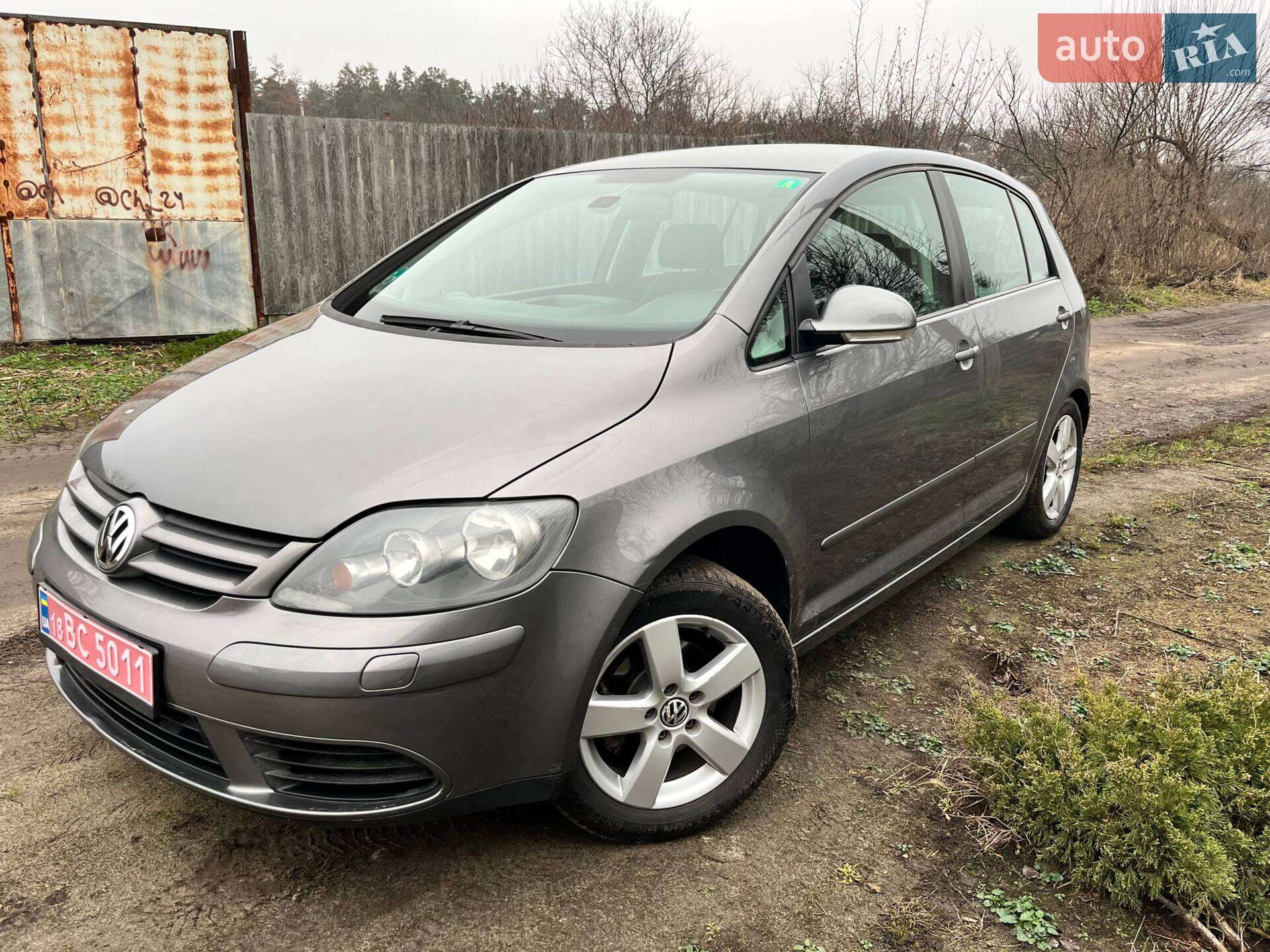 VOLKSWAGEN GOLF 2005