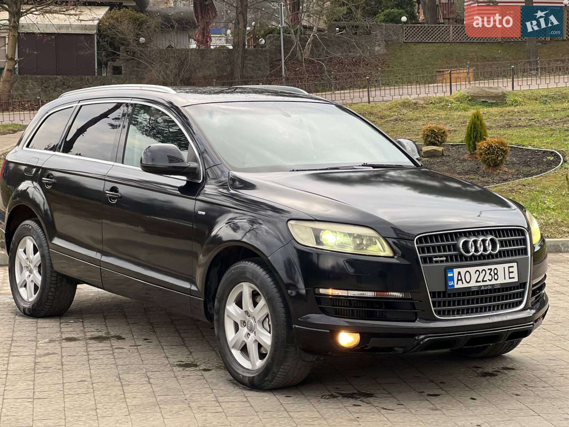 AUDI Q7