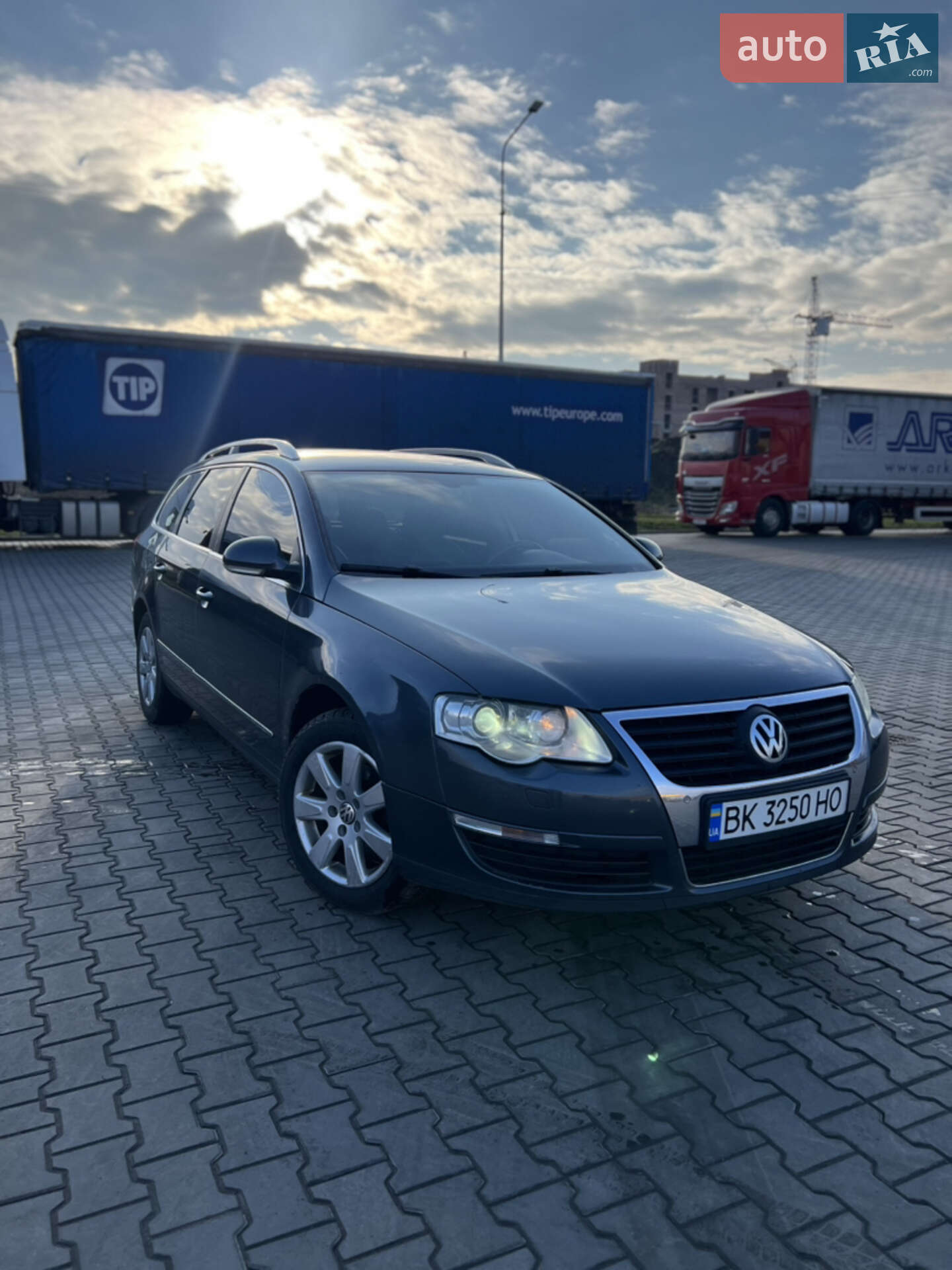 VOLKSWAGEN PASSAT 2009