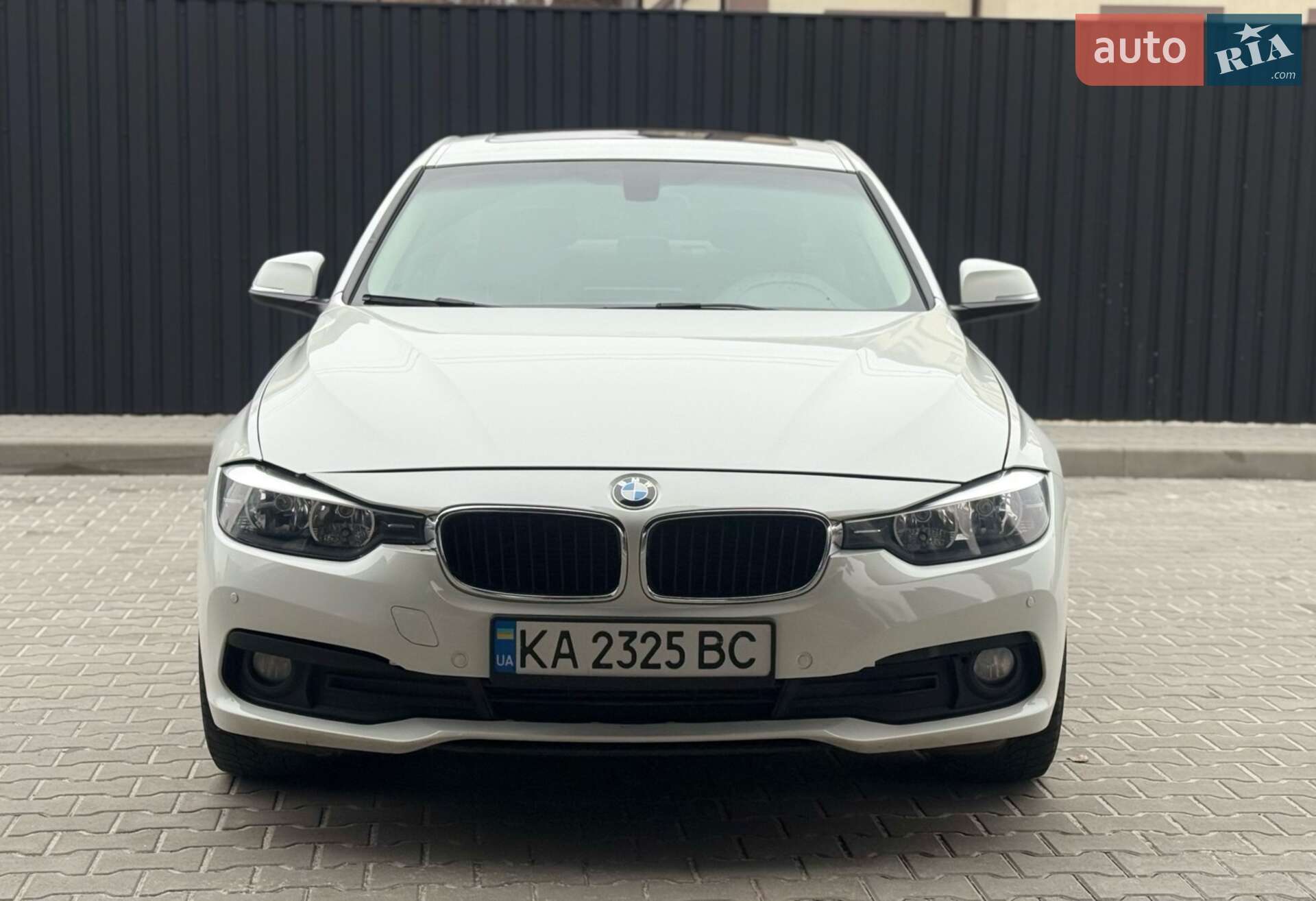 BMW 320 2016