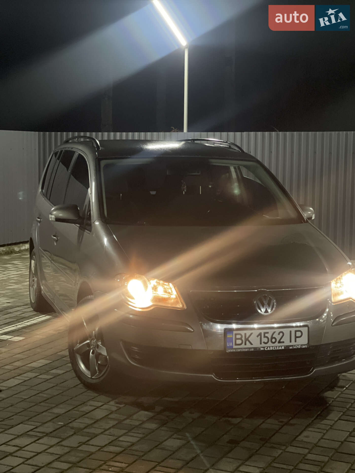 VOLKSWAGEN TOURAN 2007