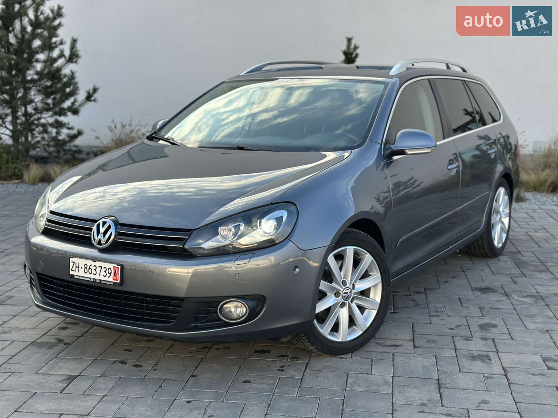 VOLKSWAGEN GOLF 2010