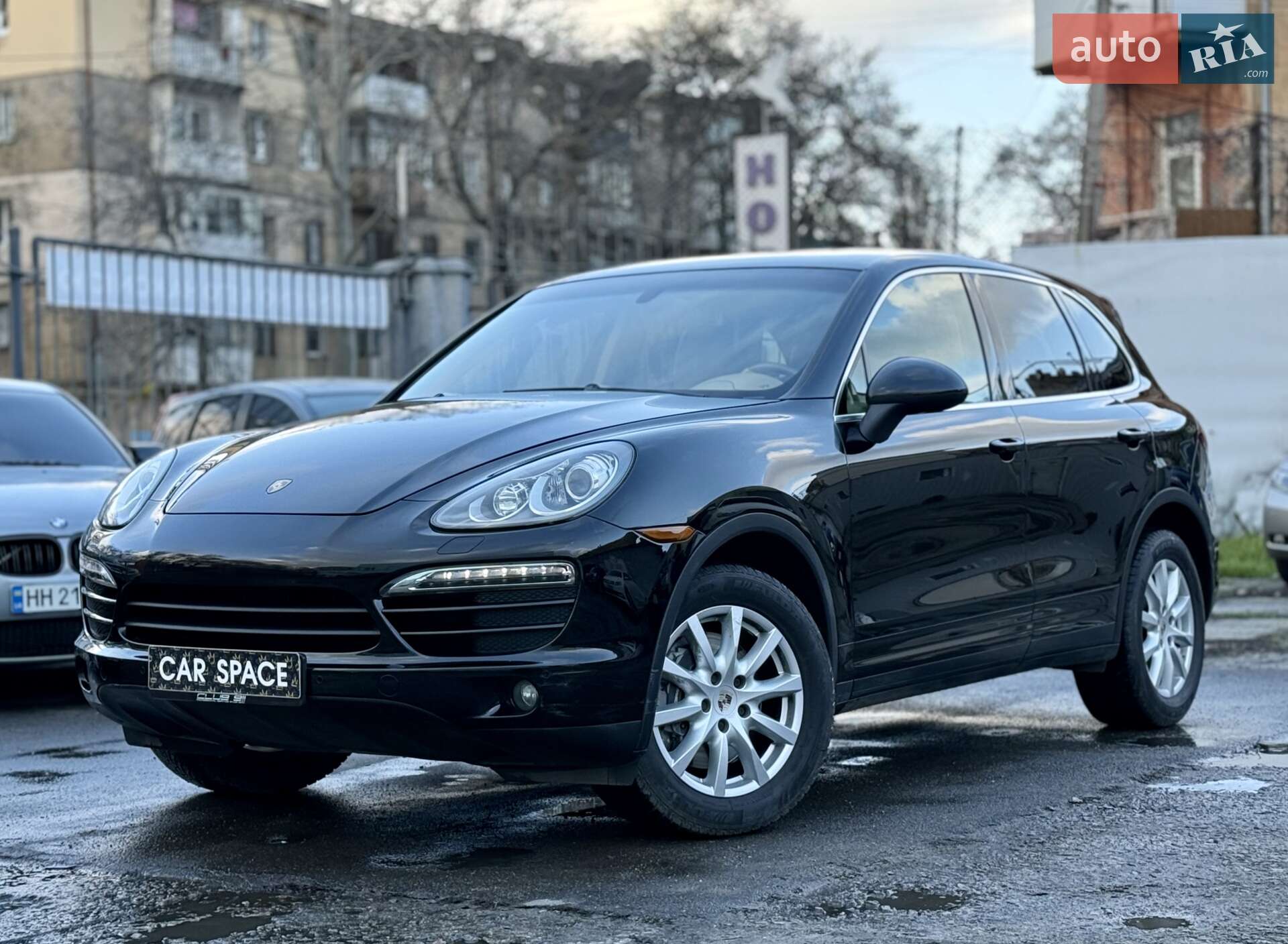 PORSCHE CAYENNE 2012