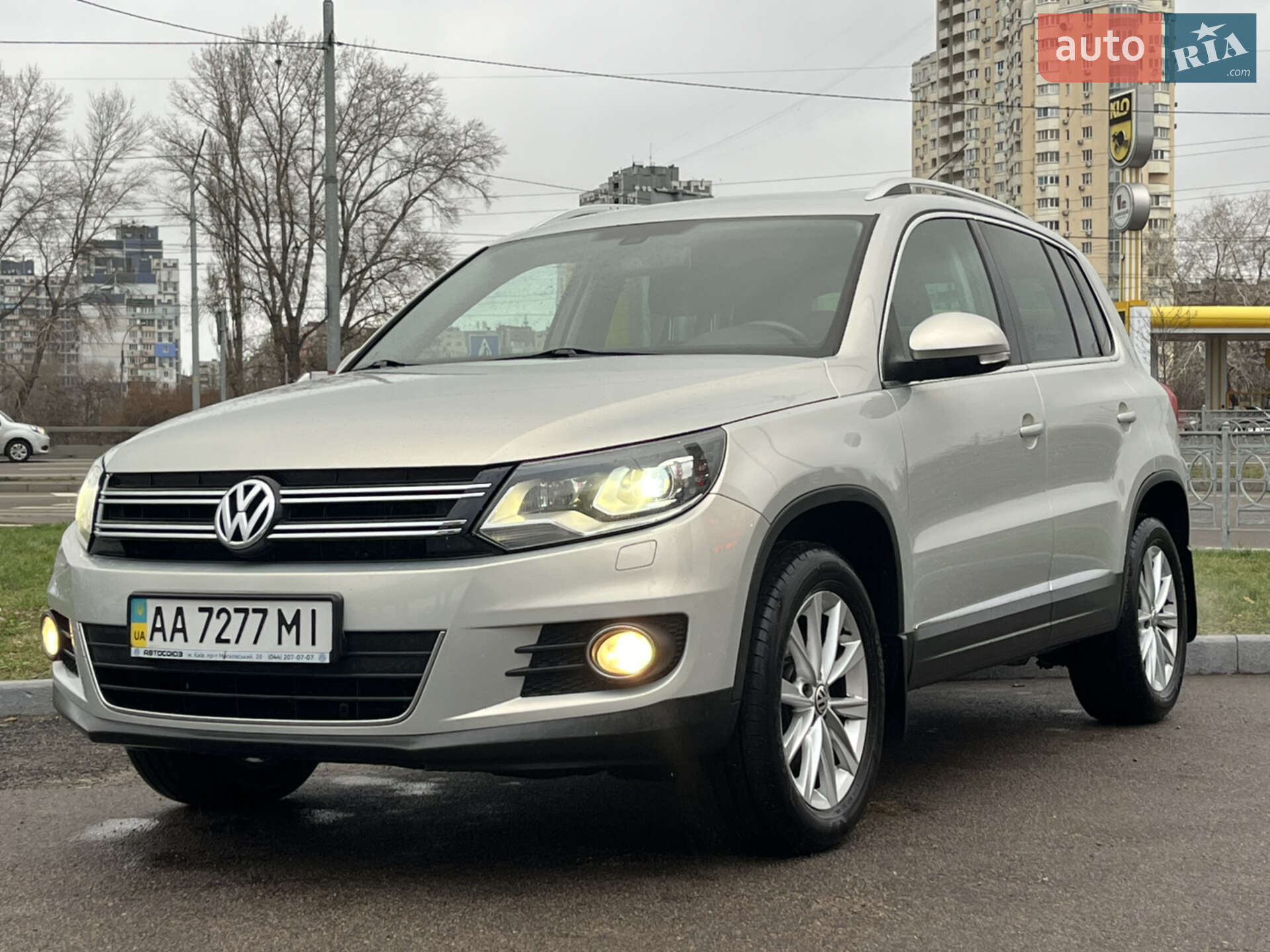 VOLKSWAGEN TIGUAN 2012