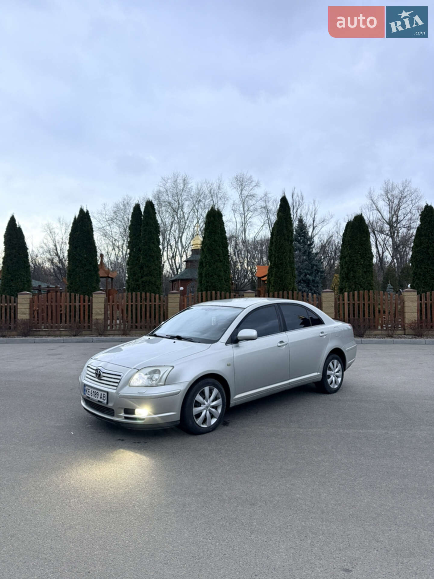 TOYOTA AVENSIS 2003