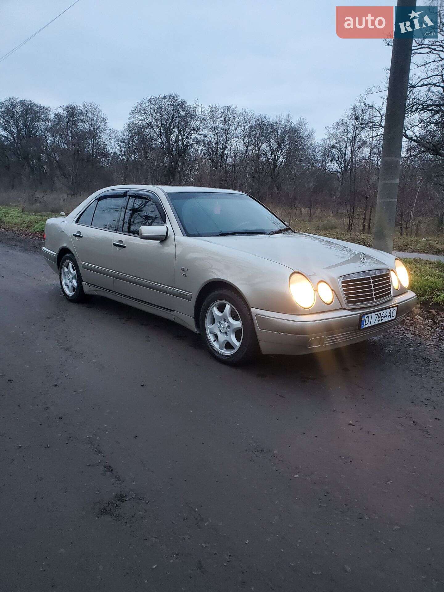 MERCEDES-BENZ 240 1999