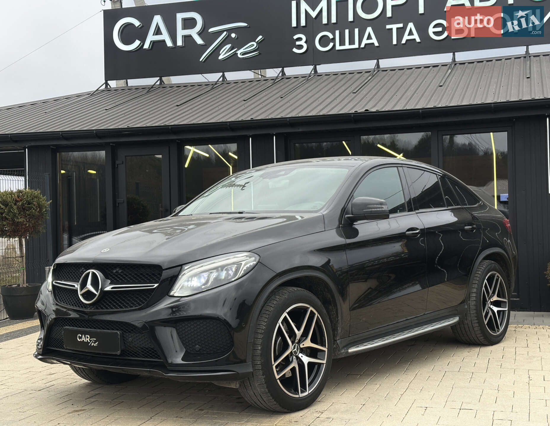 MERCEDES-BENZ GLE 350D 2016