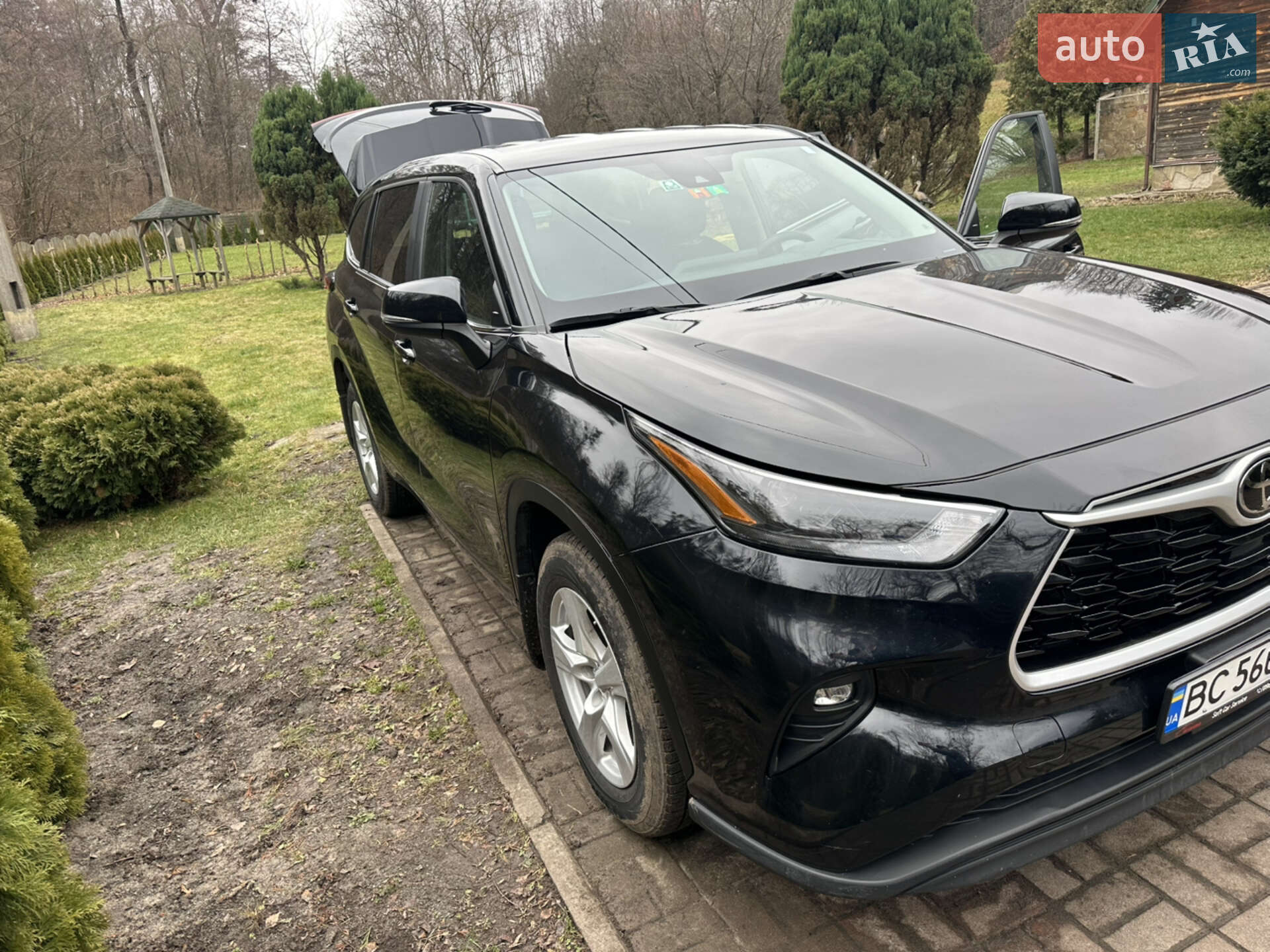 TOYOTA HIGHLANDER 2023