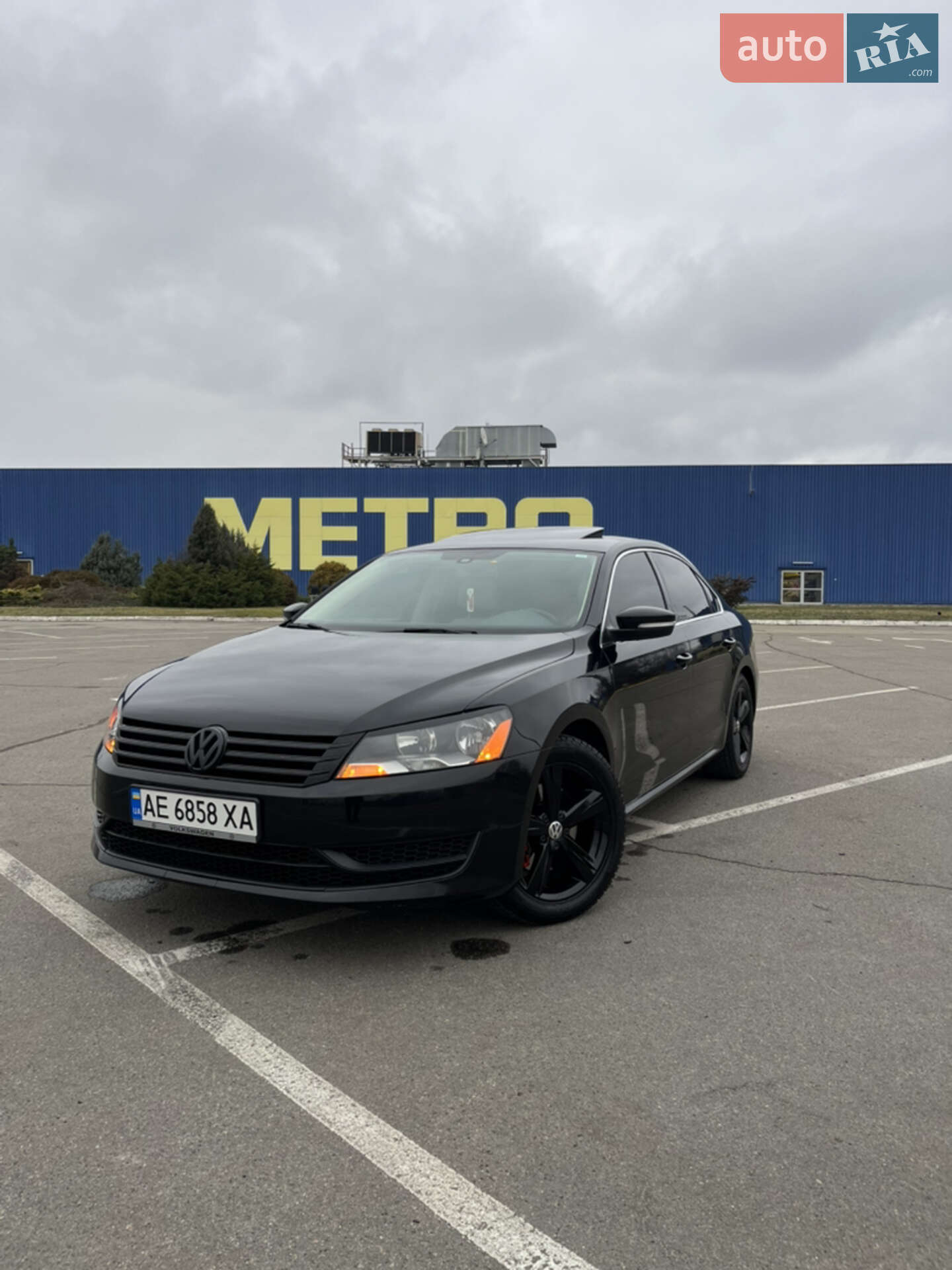 VOLKSWAGEN PASSAT 2012