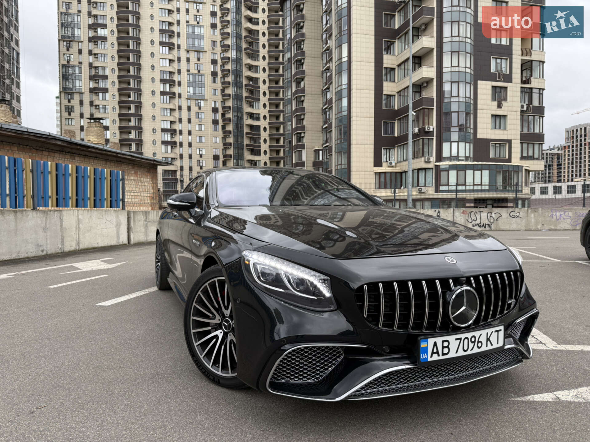 MERCEDES-BENZ S 550