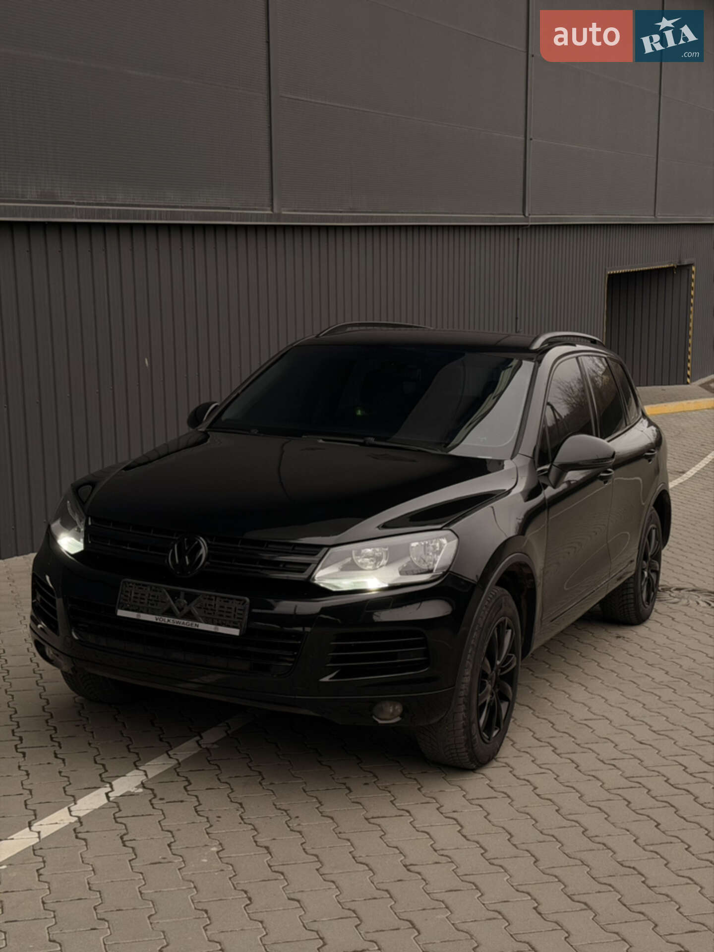 VOLKSWAGEN TOUAREG 2011