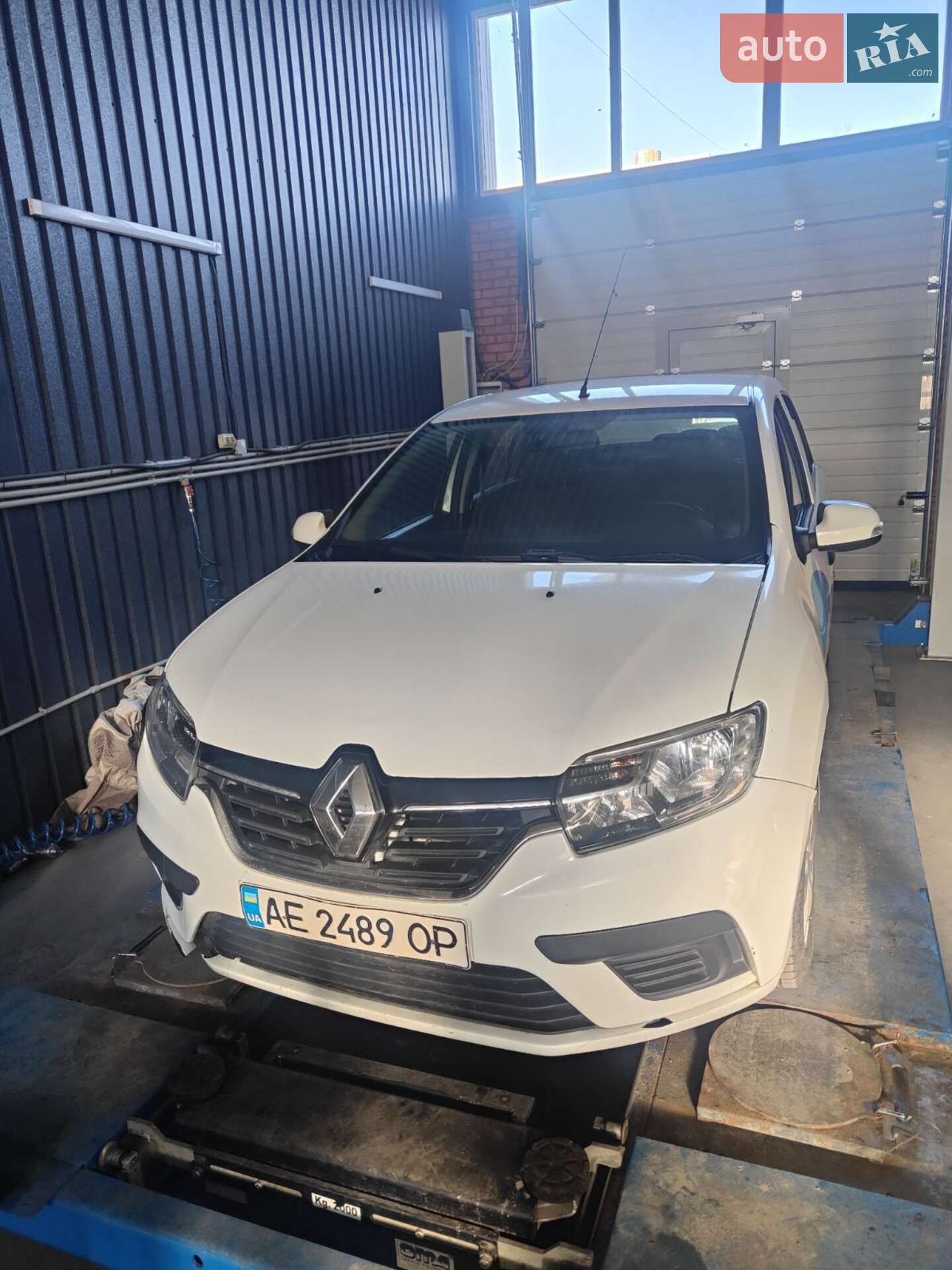 RENAULT LOGAN 2020
