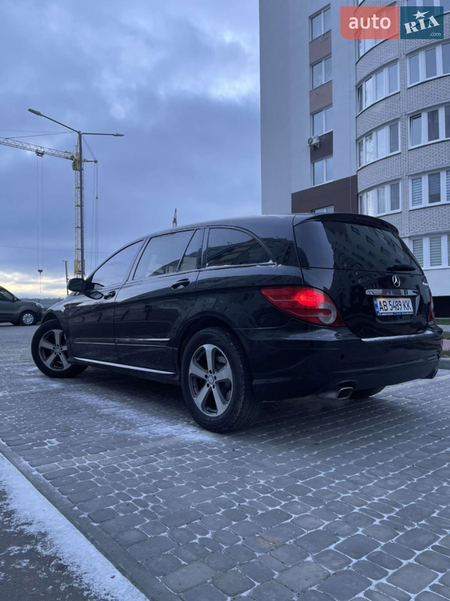 Головне фото звіту автомобіля MERCEDES-BENZ R350 2006